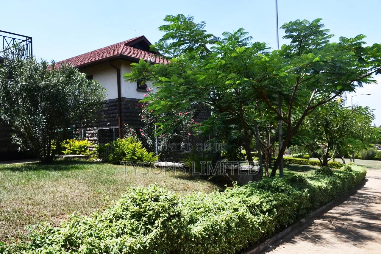 3bdrm Villa in Victoria Gardens, North West Kisumu for sale
