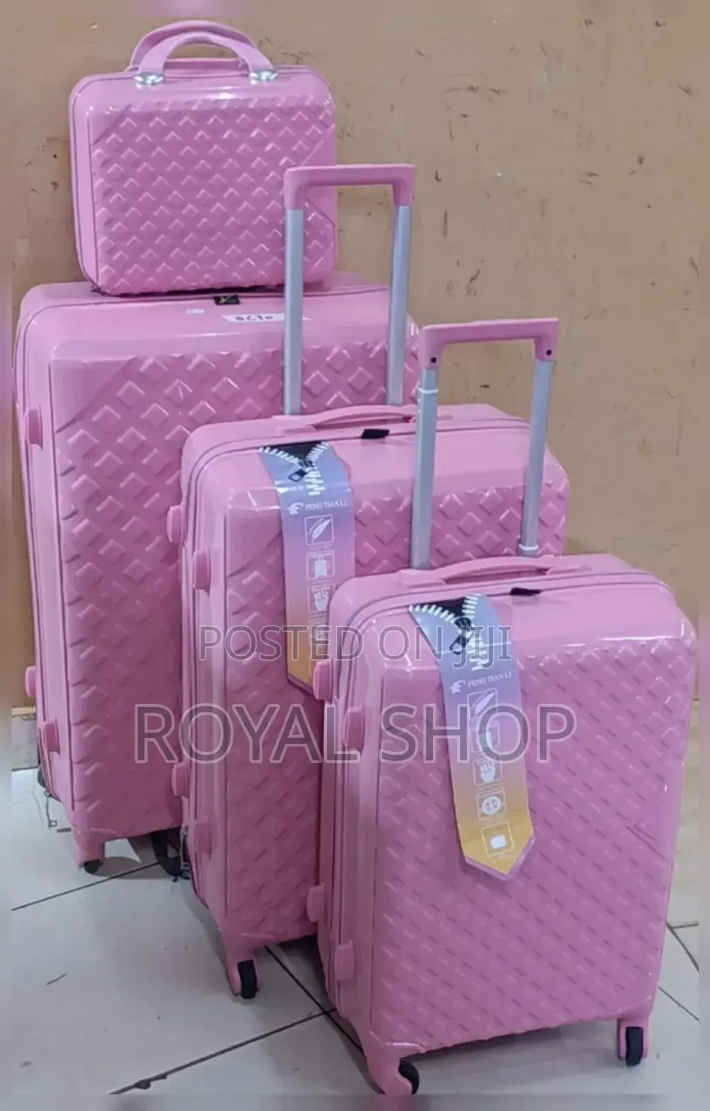 Luxurious Suitcase 4 in 1