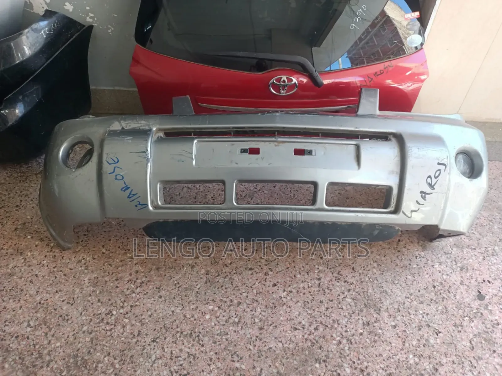 Nissan X-Trail Nt30 2003 Front Bumper With Foglights