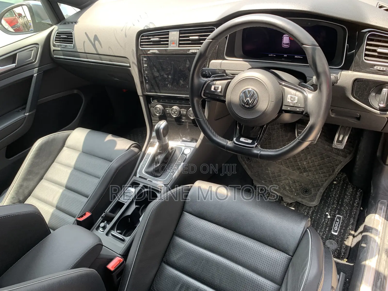 Volkswagen Golf R 4-Door w/DCC & Navigation 2018 Blue