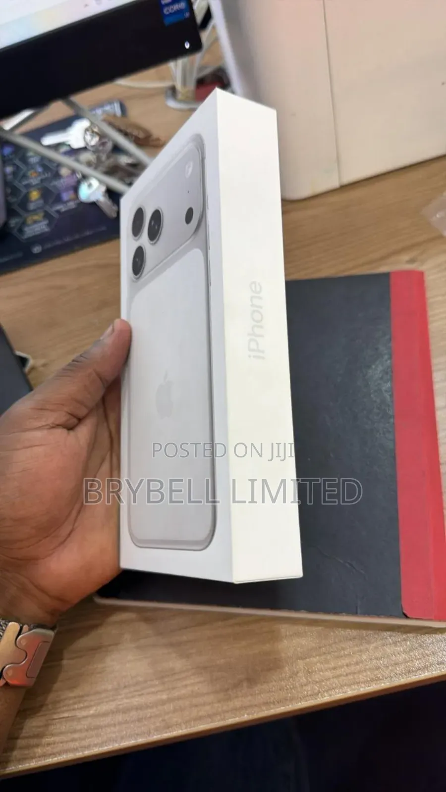 New Apple iPhone 17 Pro Max 256 GB Silver