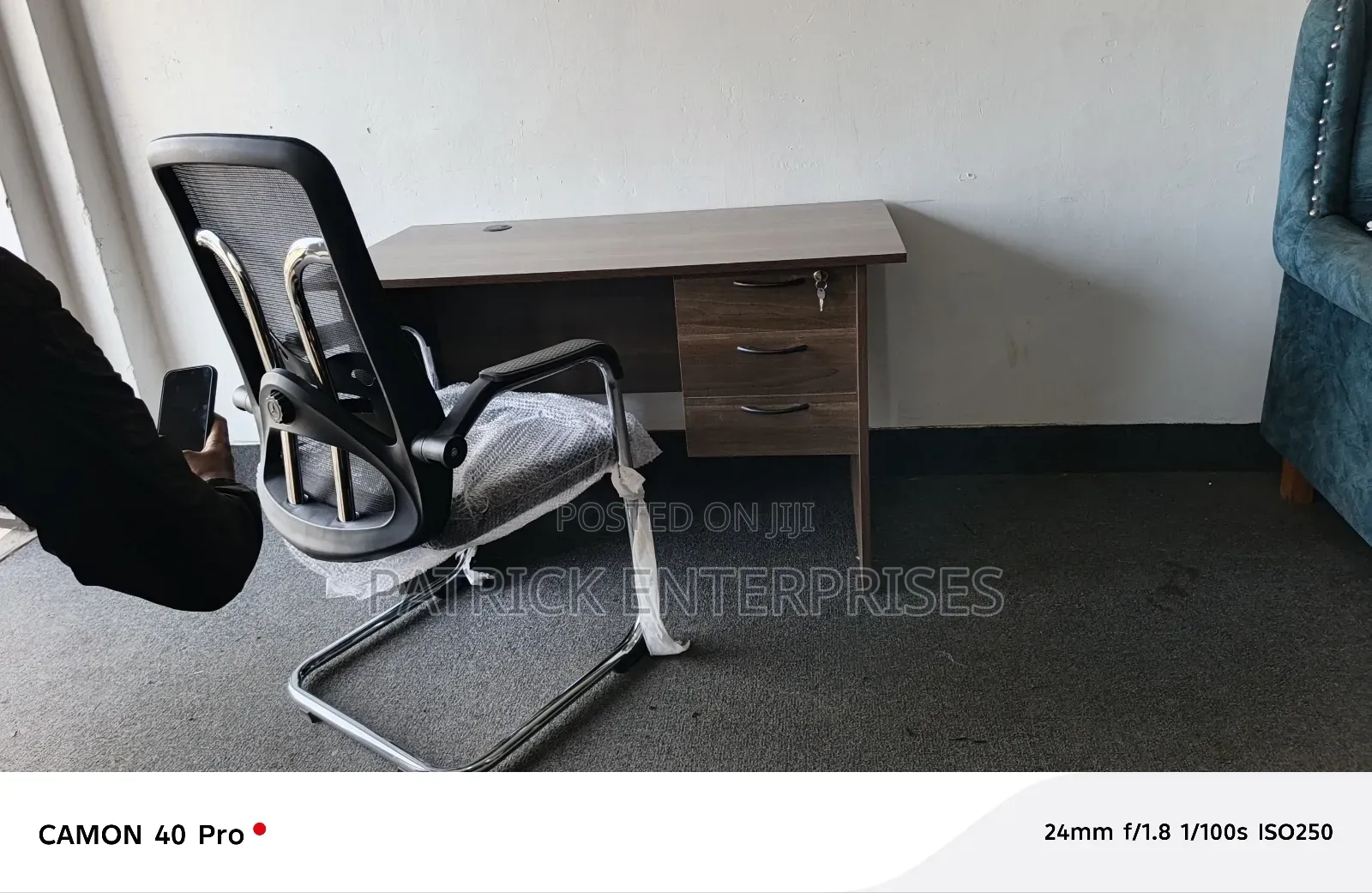 1.2 Mtrs American Office Desk+ Ergonomic Study / Office Chair