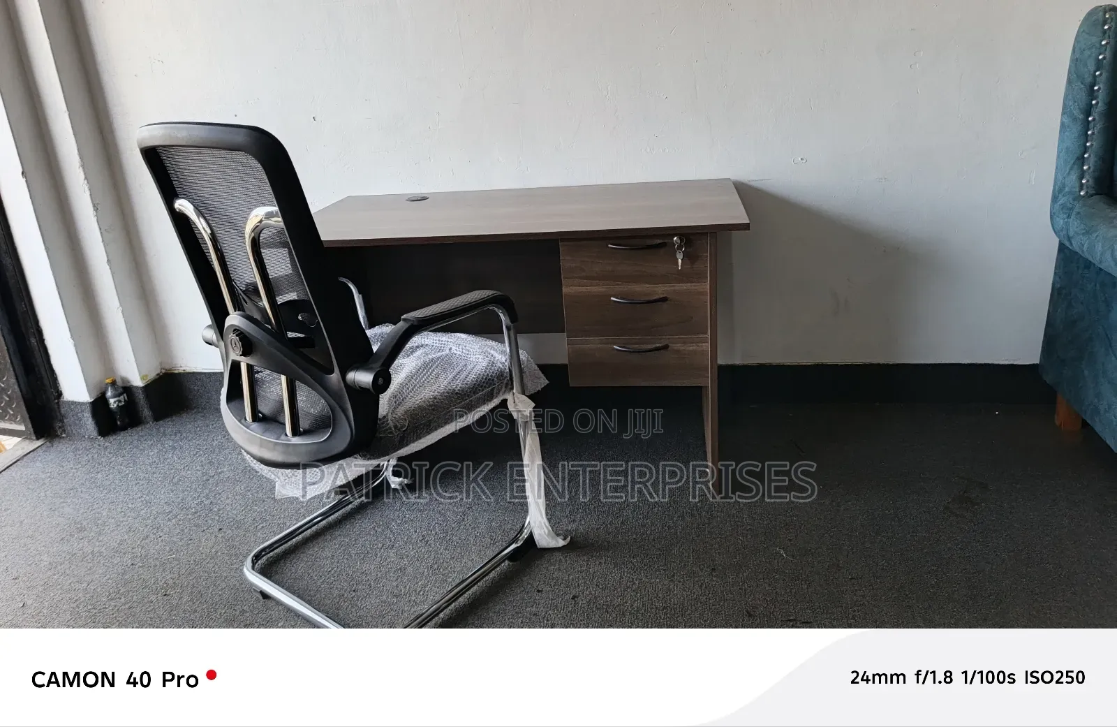 1.2 Mtrs American Office Desk+ Ergonomic Study / Office Chair
