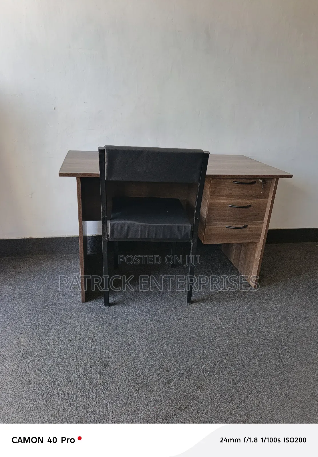 1.2mtrs American Office Desk+ Caterina Study/ Office/ School Chair