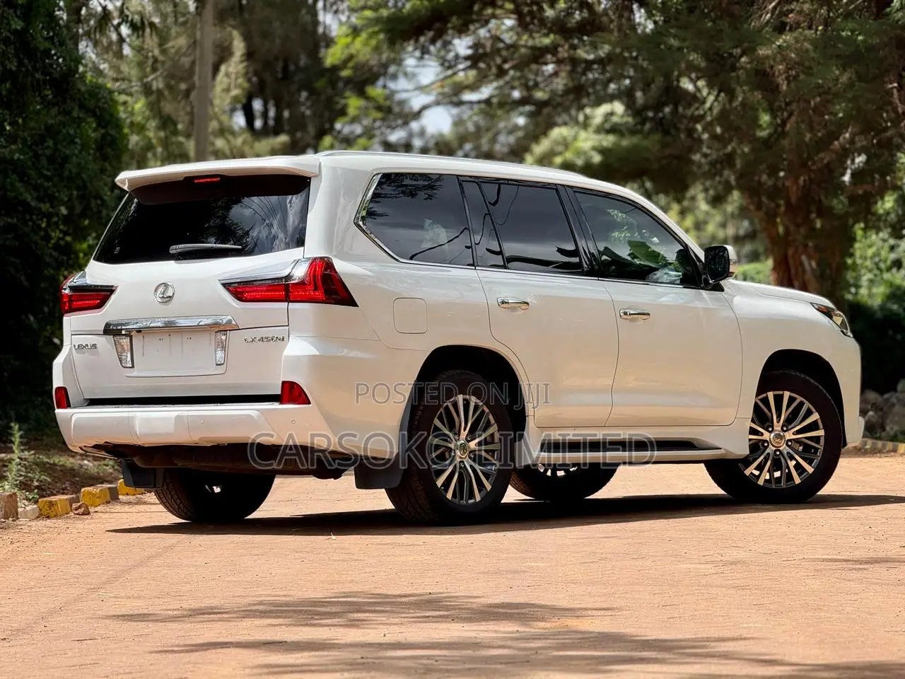 Lexus LX 450d AWD 2017 White
