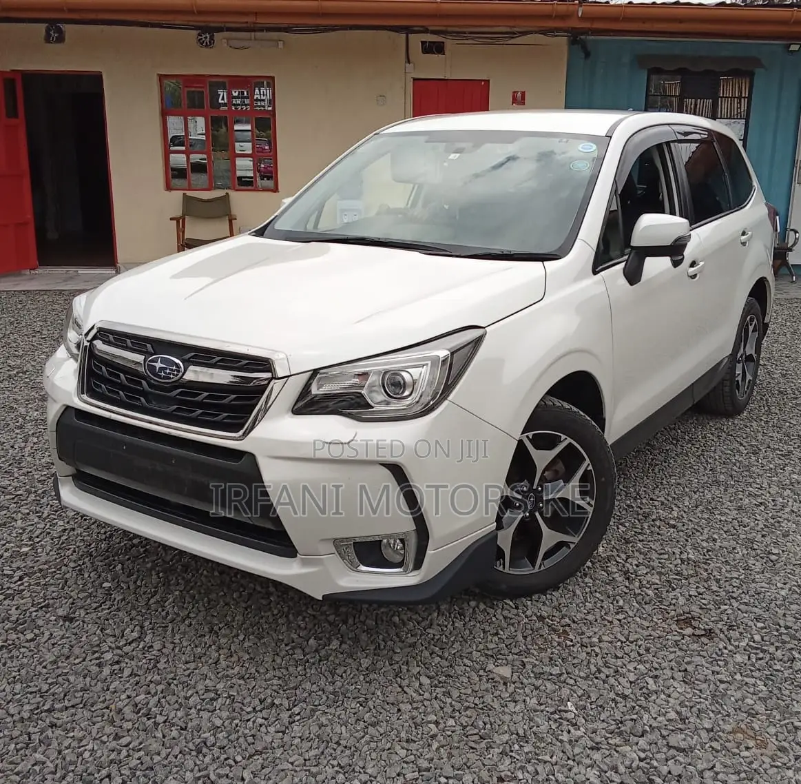 Subaru Forester 2.5i Limited AWD 2018 White