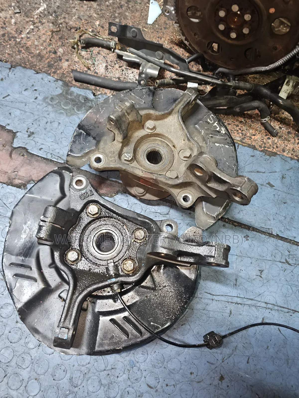Front Hub Subaru Outback