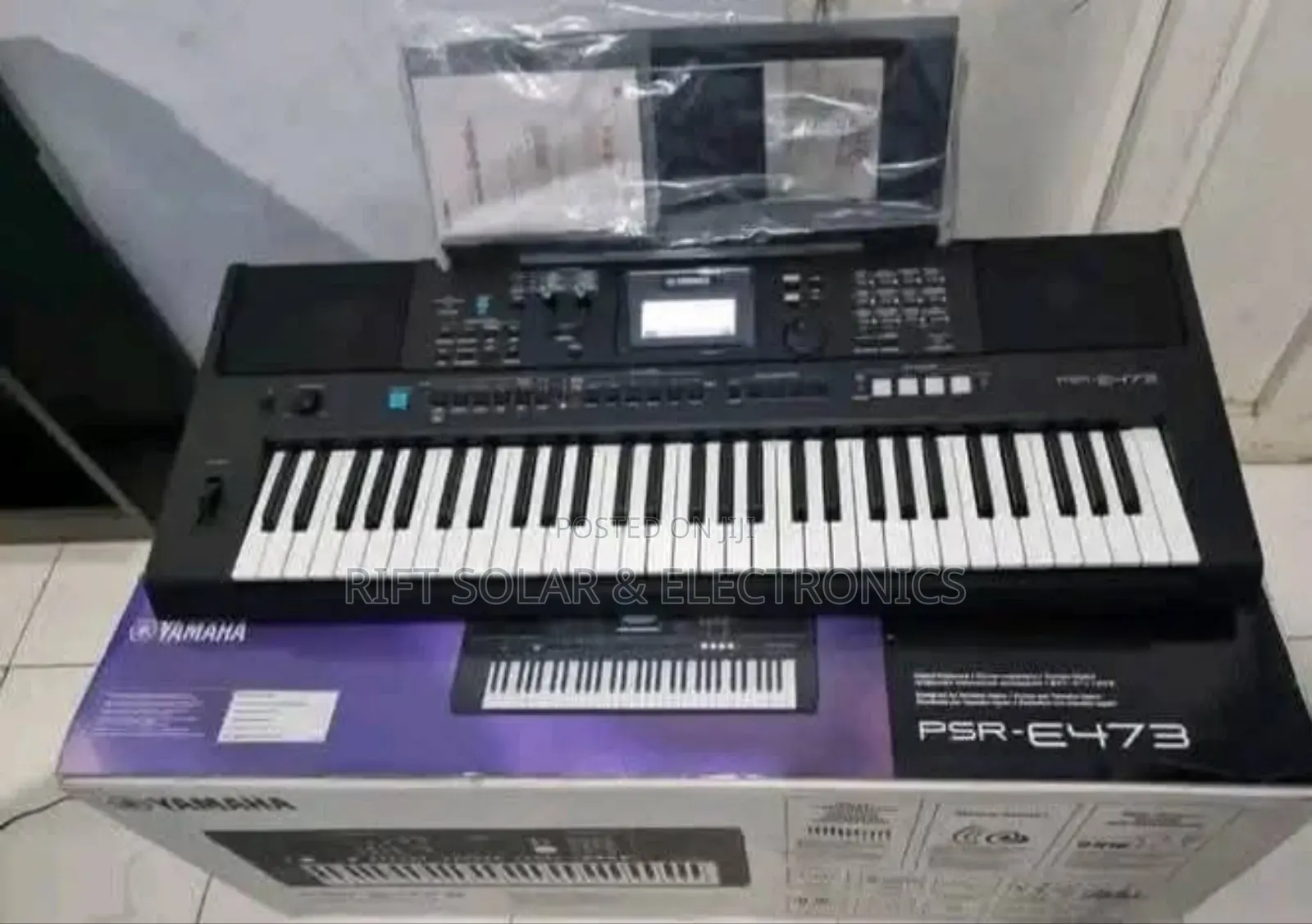 PSR 473 Yamaha 61 Keys Portable Keyboard
