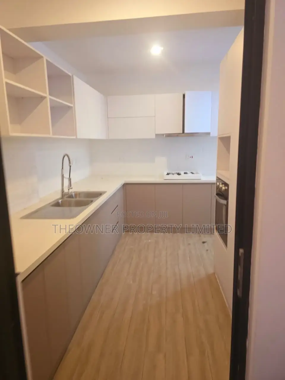3bdrm Apartment in Lavington, Muthangari for sale