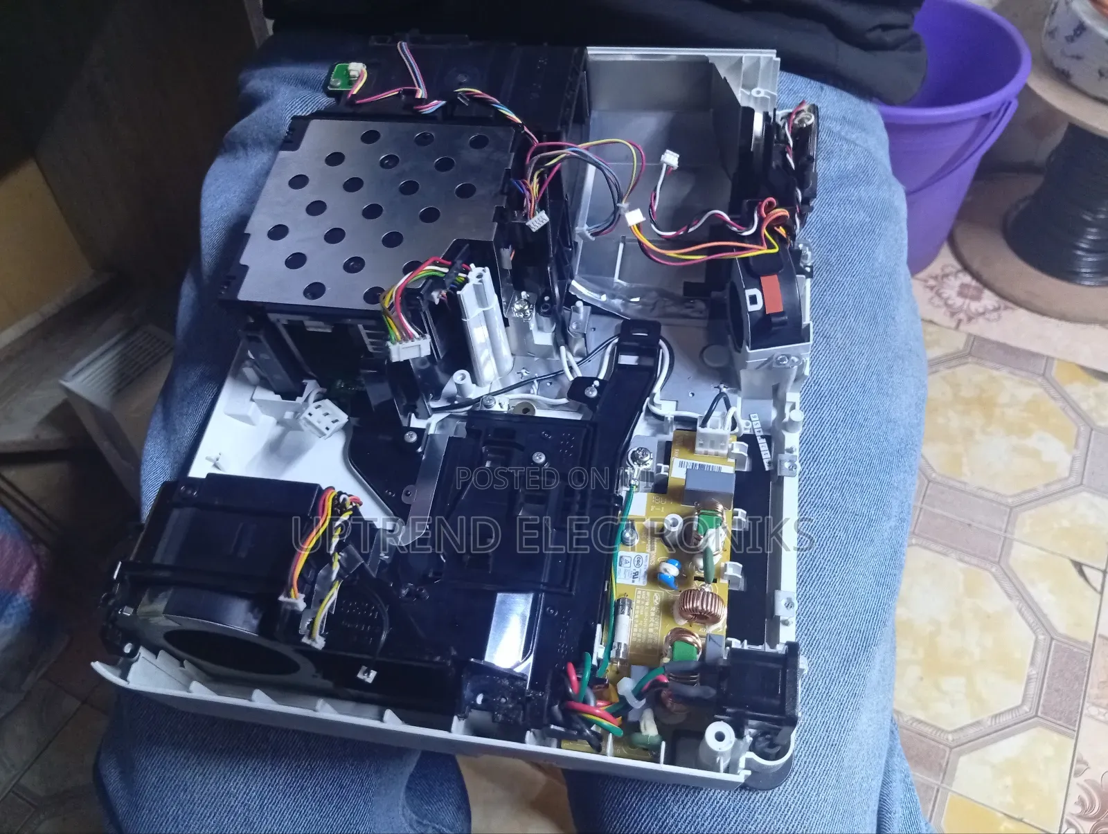 Quick Reliable Projector Repairs– Bring Your Projector Back to Life!
