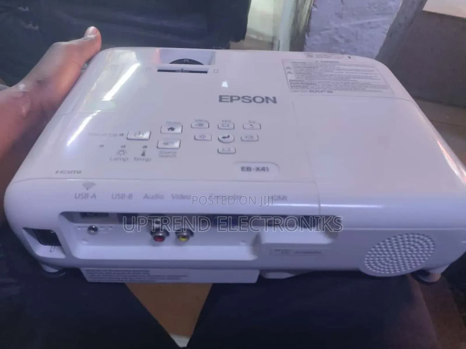 Epson X41 – Your Gateway to Stunning Visuals