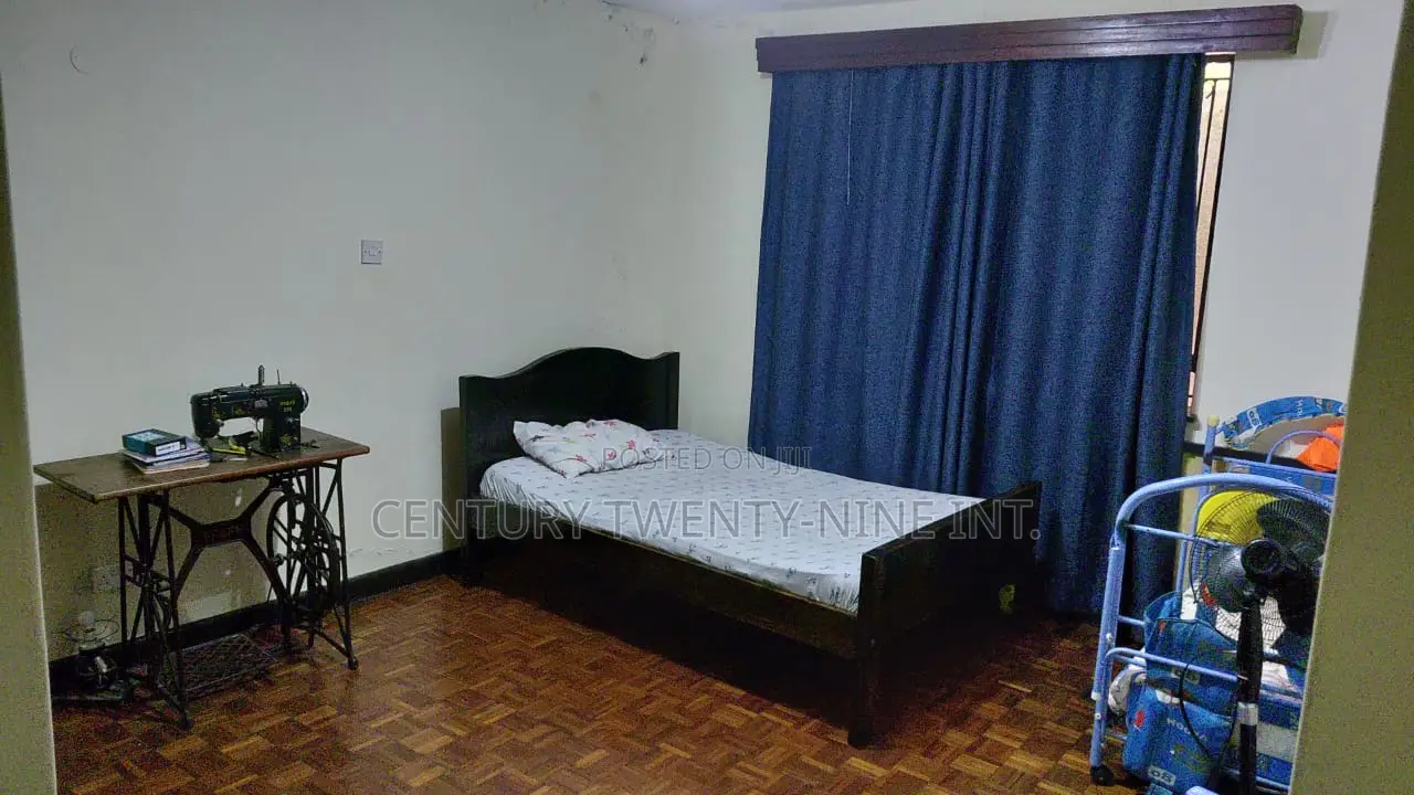 3bdrm Apartment in First Avenue, Parklands/Highridge for sale