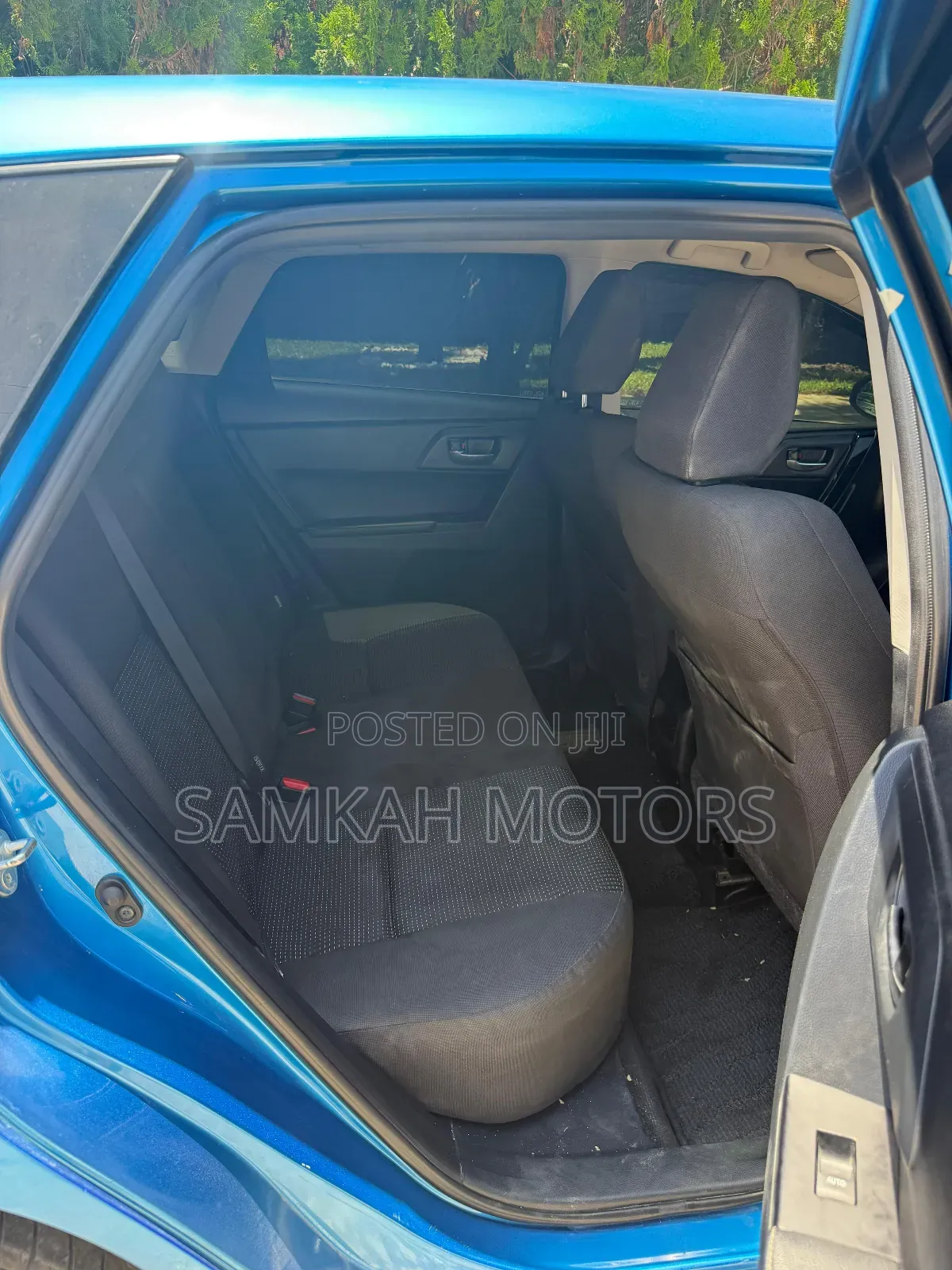 Toyota Auris 2016 Blue