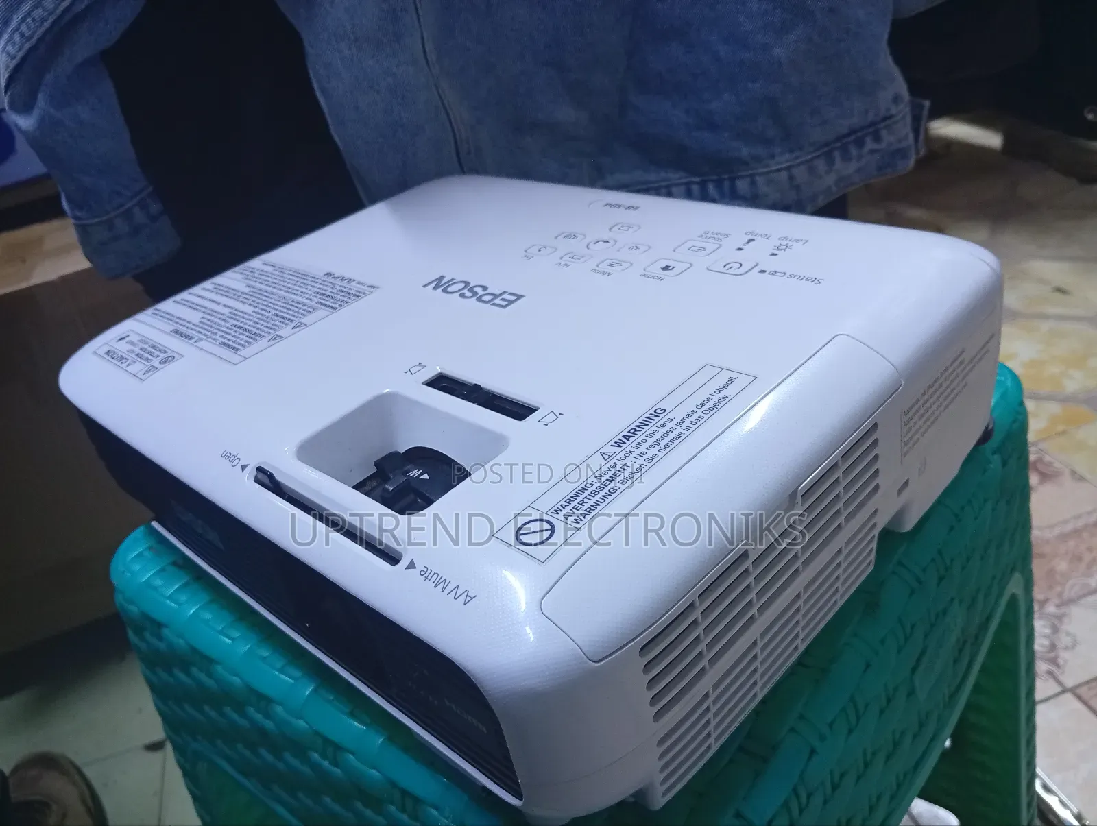 Epson X04 – Portable, Powerful Perfect for All Venues