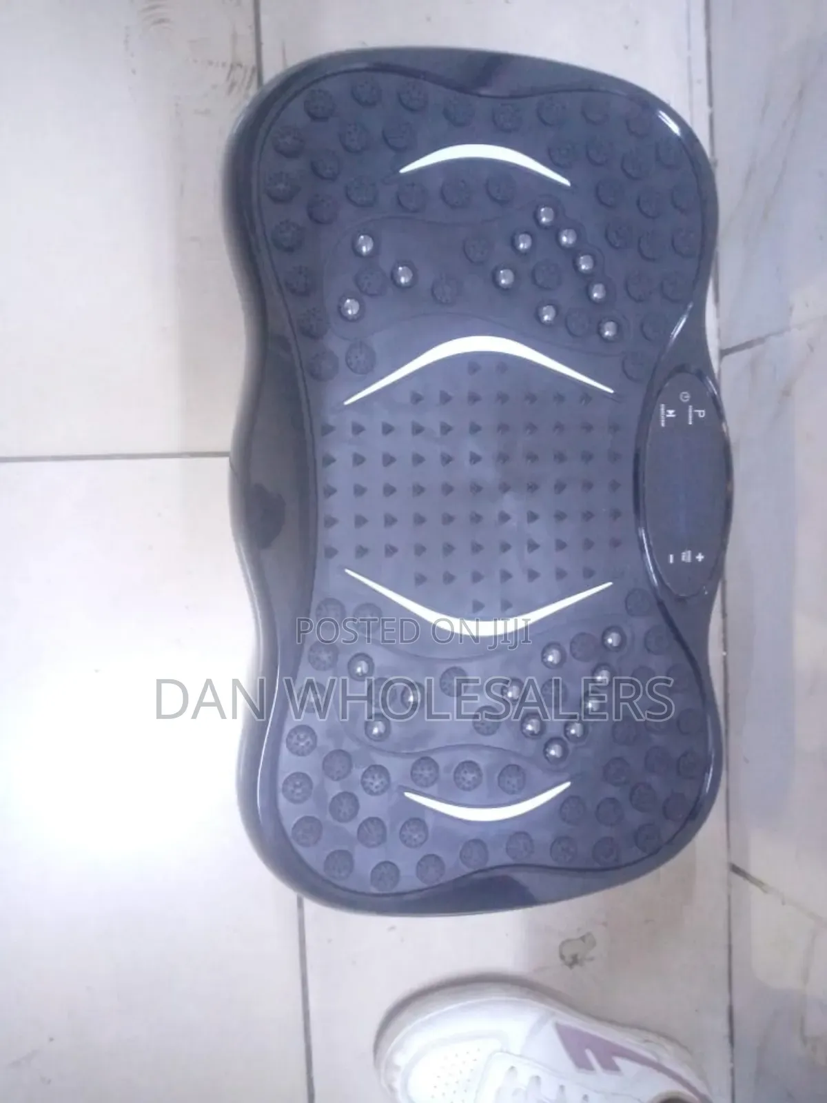 Vibrating Plate Home Fitness Trainer