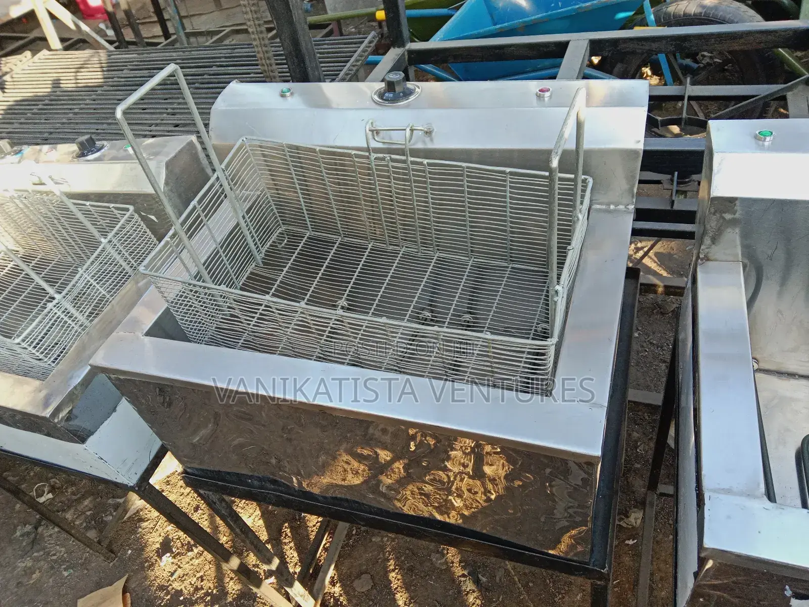 Samaki and Kuku Deep Fryer