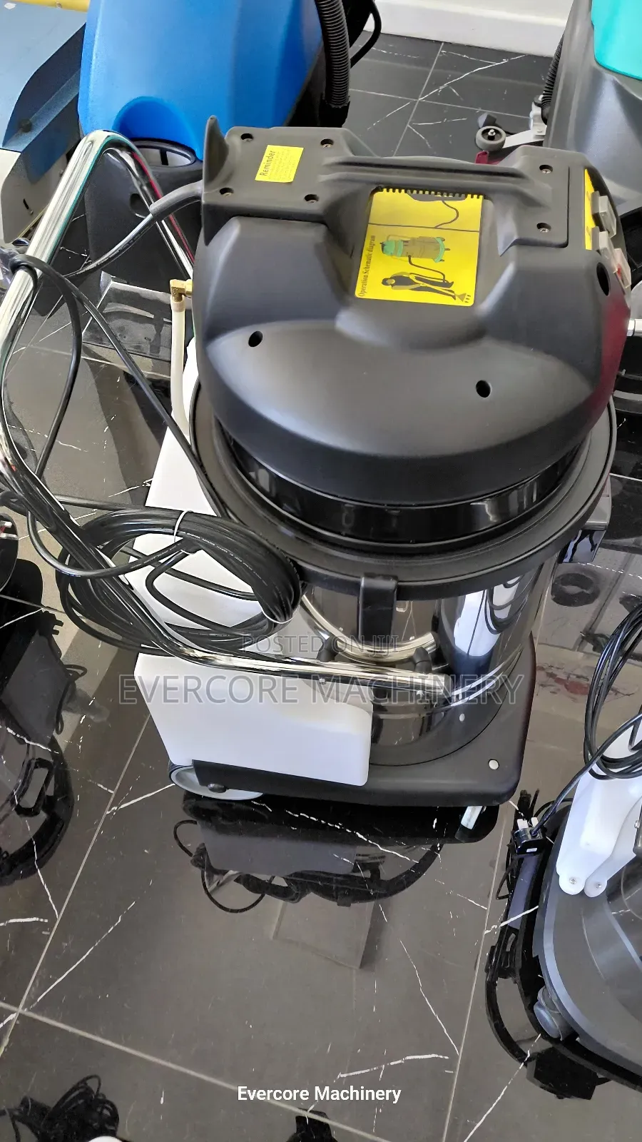 60litres Wet and Dry Carpet Cleaner Machine Multifunction.