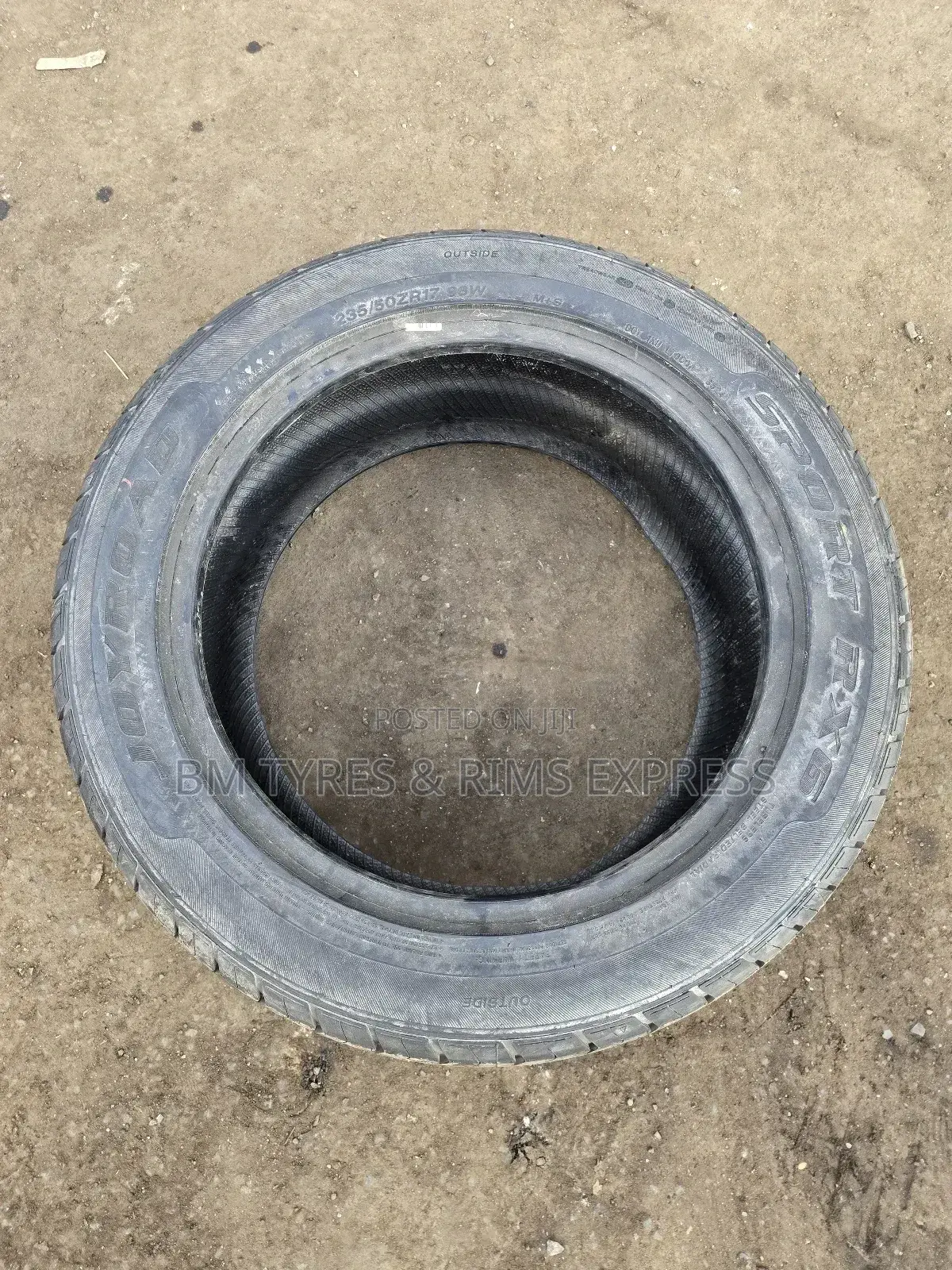 235 /50 R17 Centera Tyres.