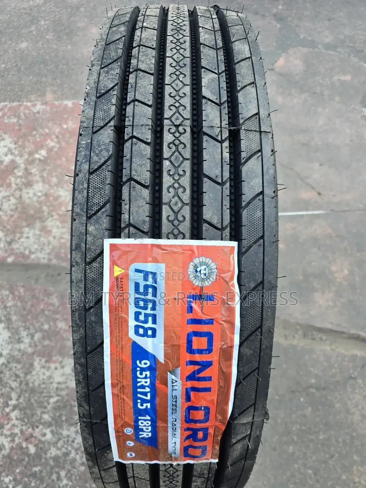 9.5 R17. 5 Lionlord Tyres (Highway) Commercial.