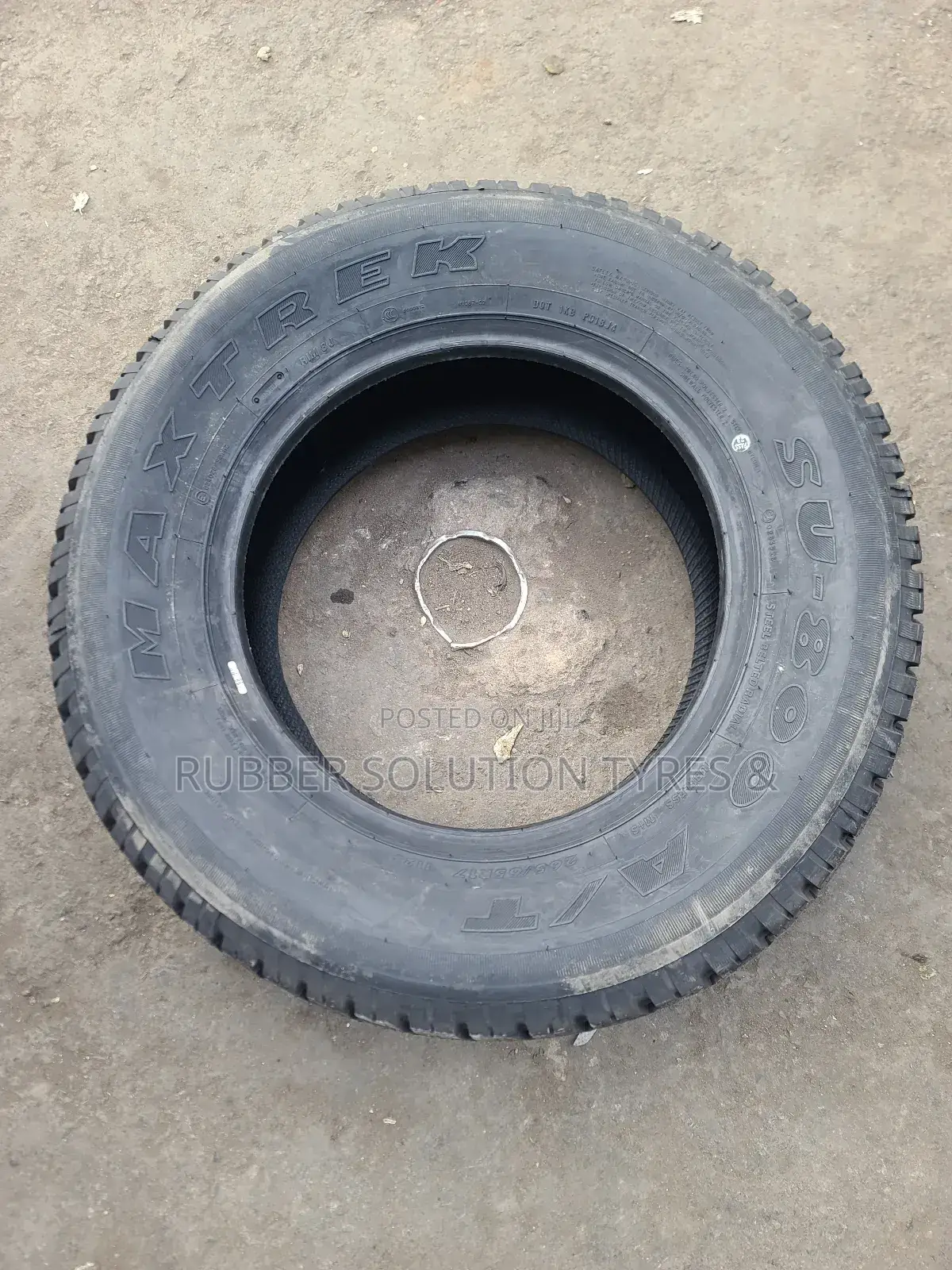 265/65r17  Maxtrek Tires Su-800 [All-terrain ]