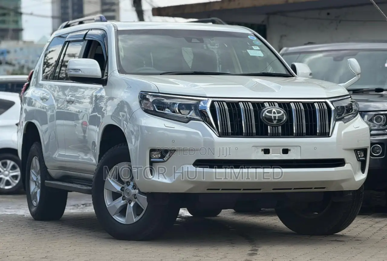Toyota Land Cruiser Prado 2.8 2021 Pearl