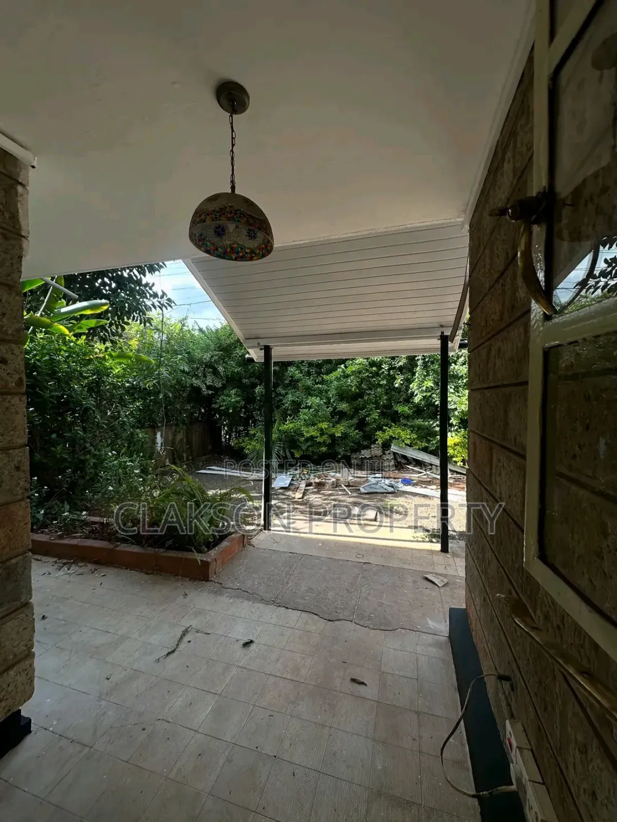 3bdrm Apartment in Kabaranet  Road, Kilimani for rent