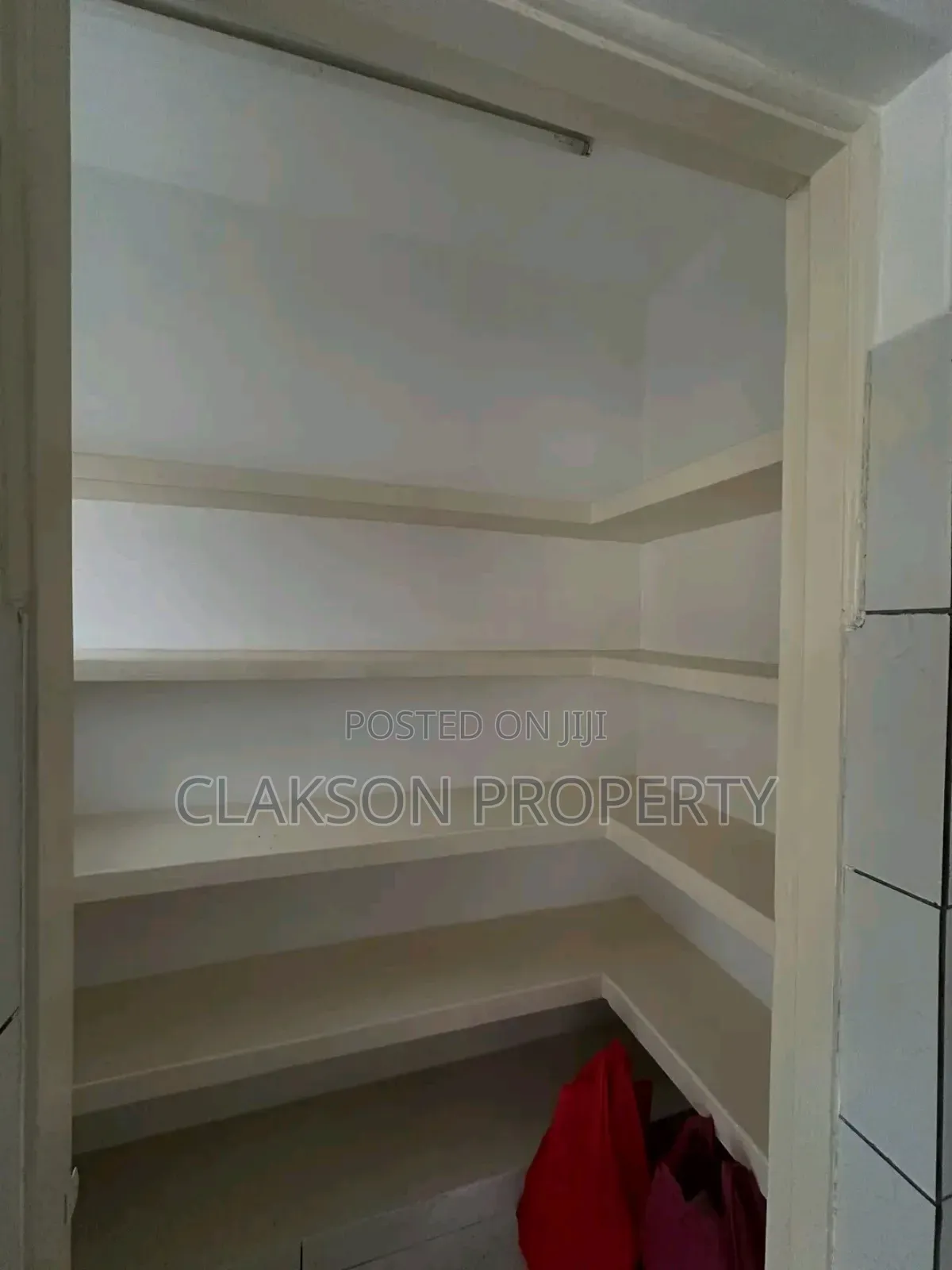 3bdrm Apartment in Kabaranet  Road, Kilimani for rent