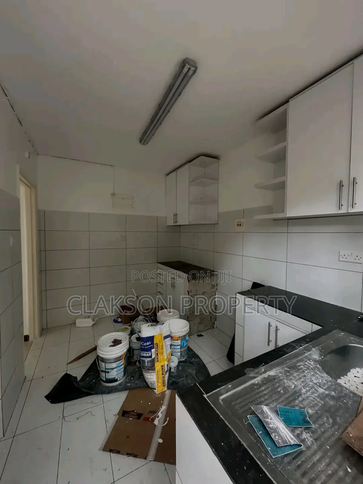 3bdrm Apartment in Kabaranet  Road, Kilimani for rent