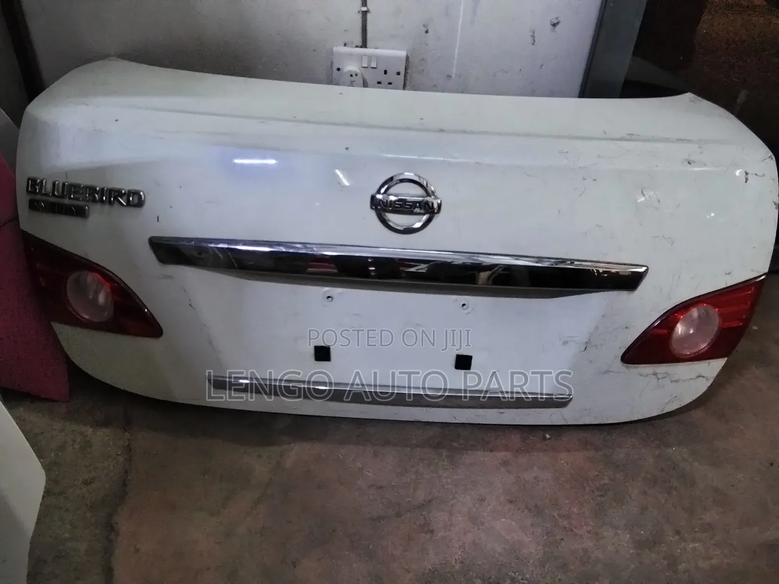 Nissan Bluebird/Sylphy Boot Lid