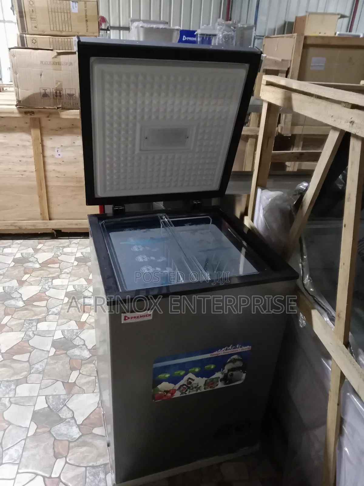 100 Litres,Heavy Duty Chest Freezer for Commercial Use
Strong Build.