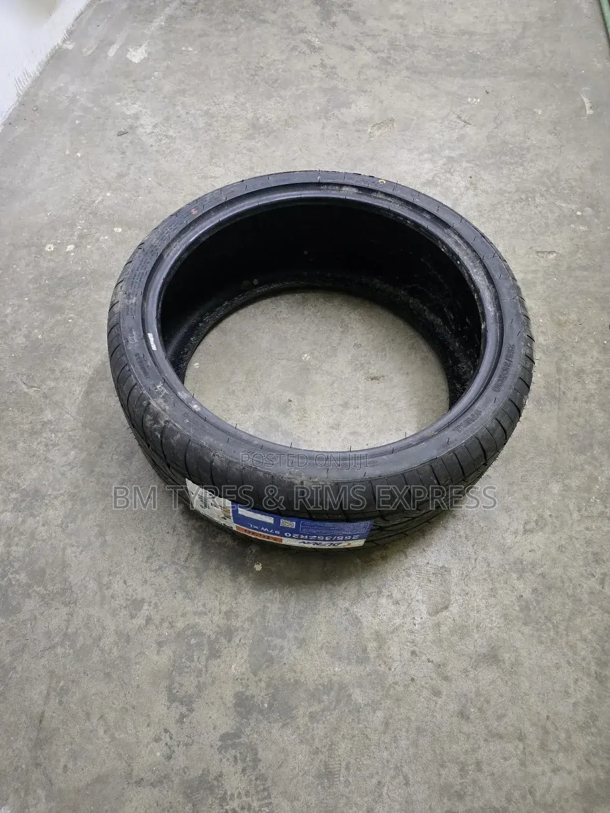 255 /35 R20 Durun Tyres.