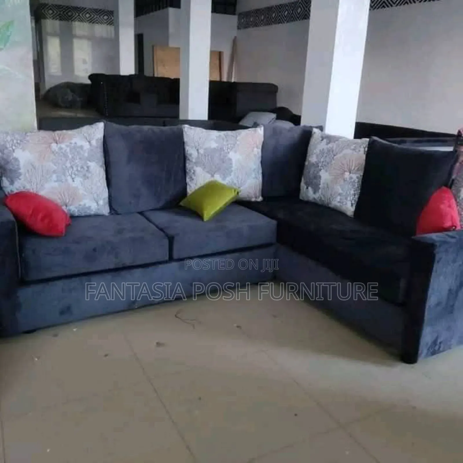 5-seater Dark-grey L-shaped Sofa With Floral Back Pillows