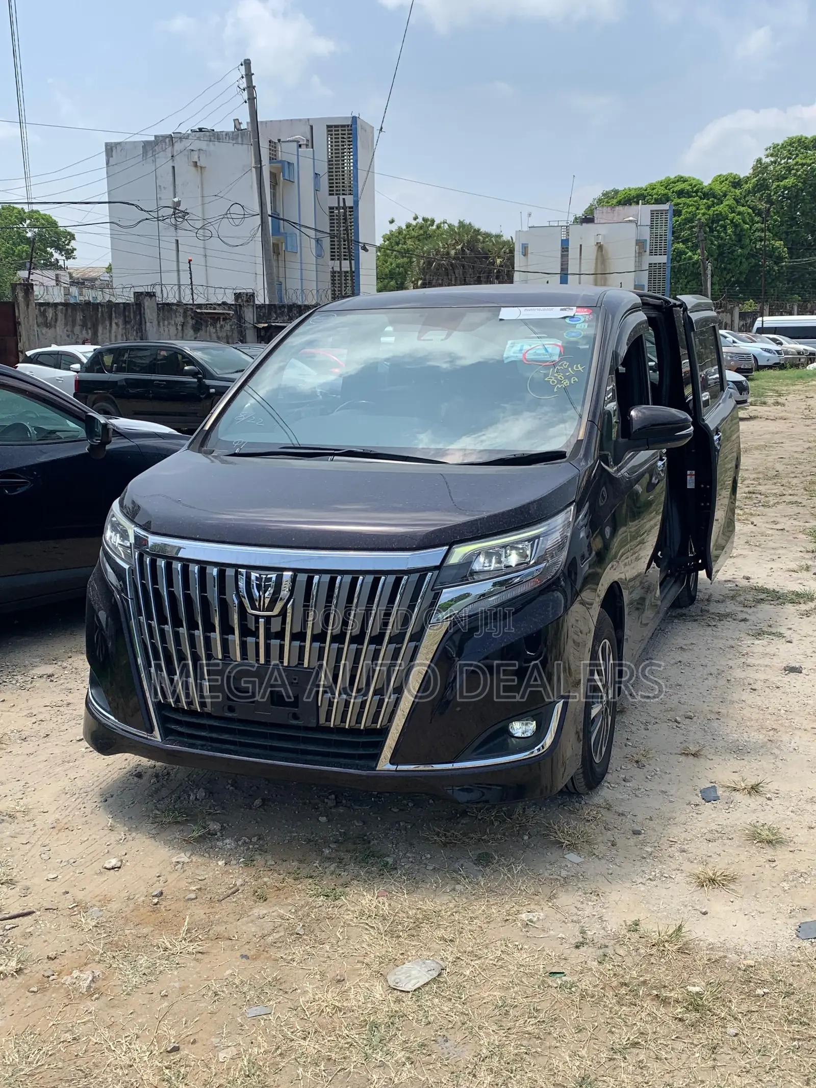 Toyota Esquire 2019 Brown