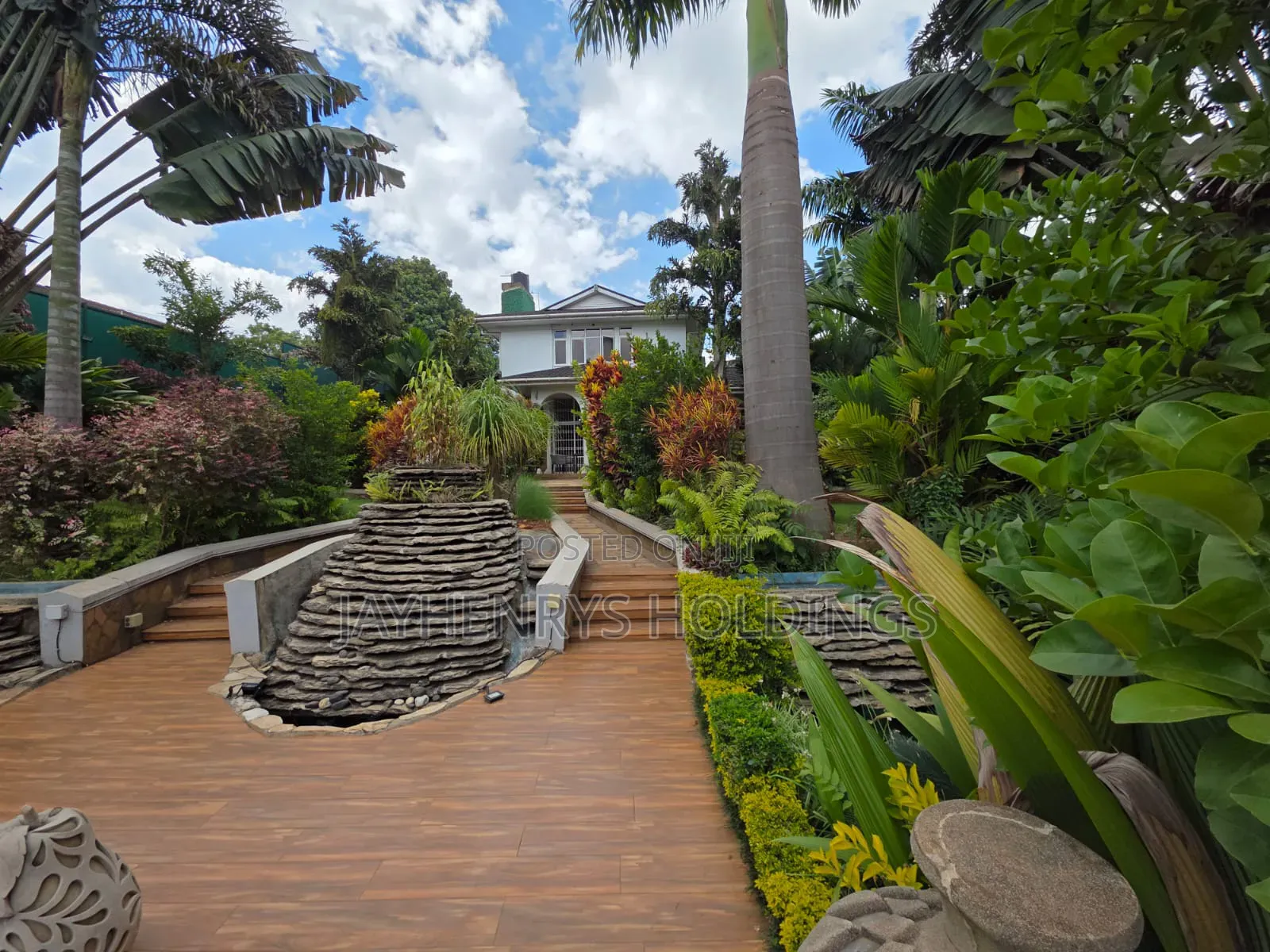5bdrm House in Runda for rent