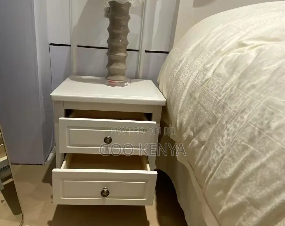 Home Nightstand; Vintagecraft Modern Wood 2-Drawer Nightstand Cabinet