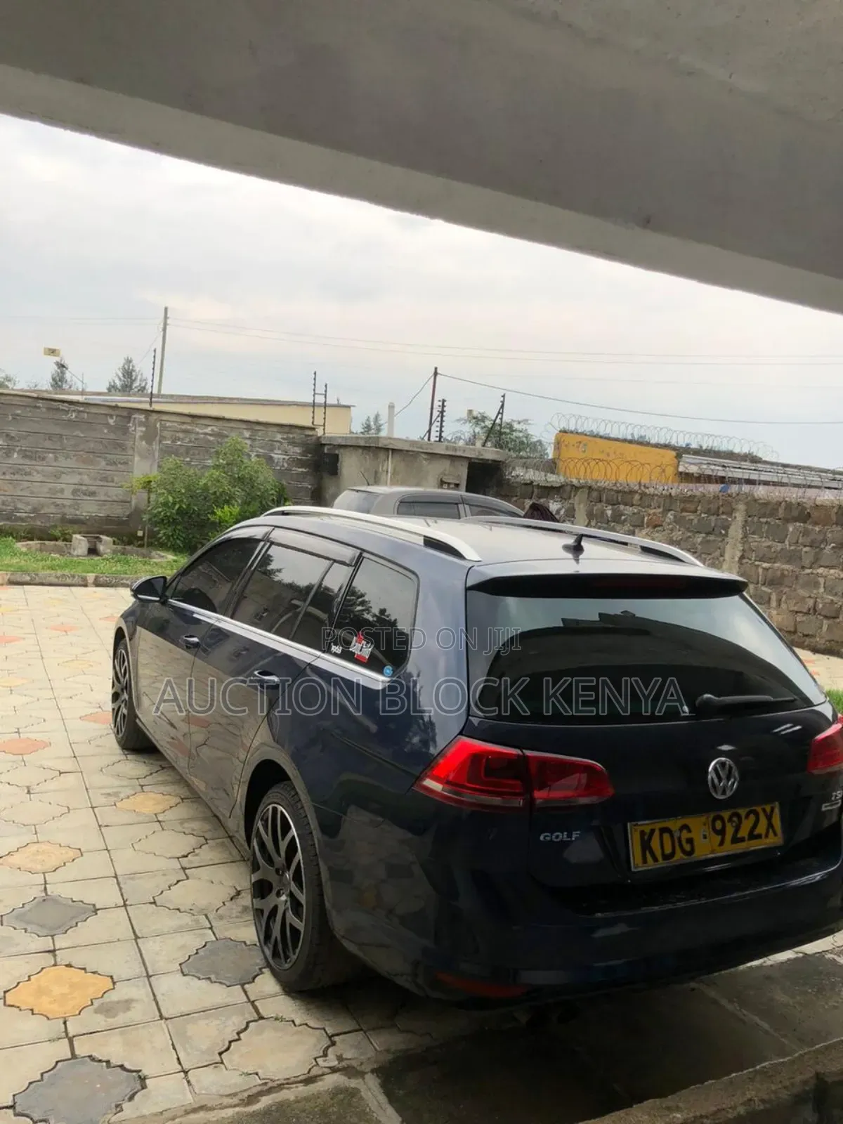 Volkswagen Golf 2014 Blue
