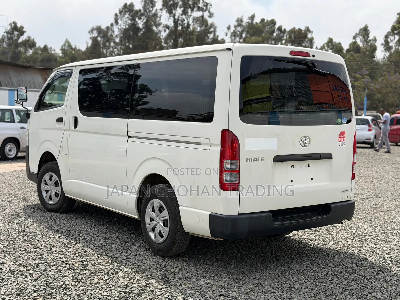Toyota HiAce 2019 White
