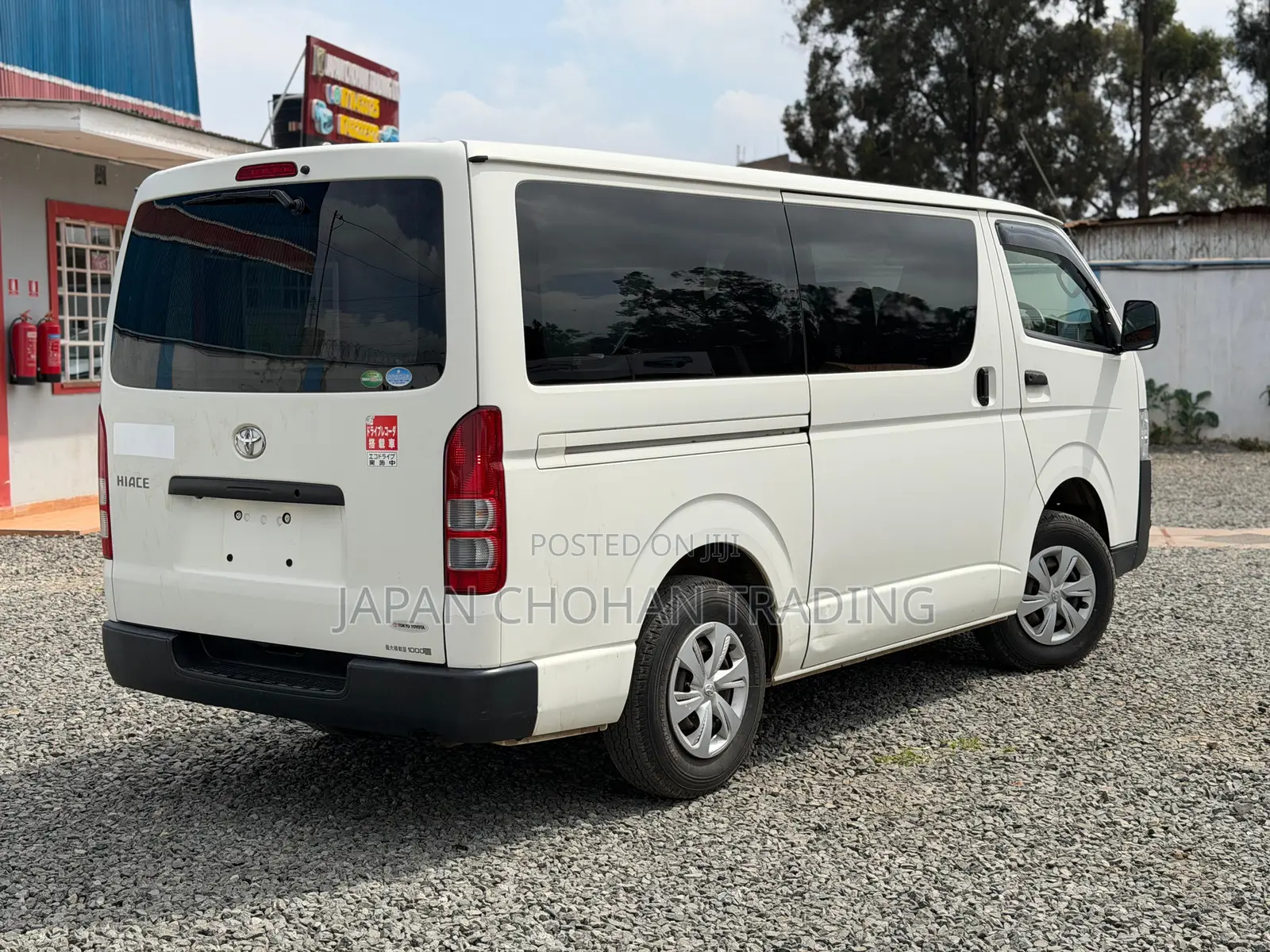 Toyota HiAce 2019 White
