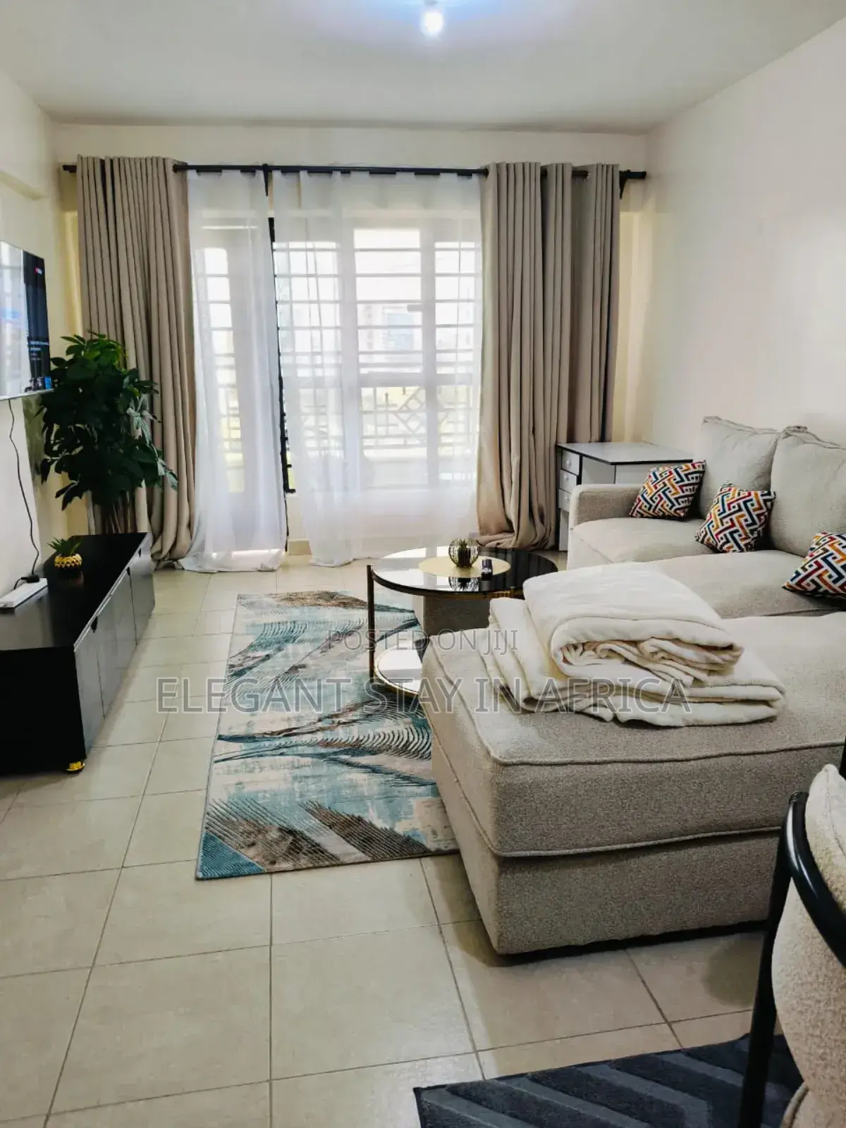 Spacious 2bdrm Available in Parklands at Per Day