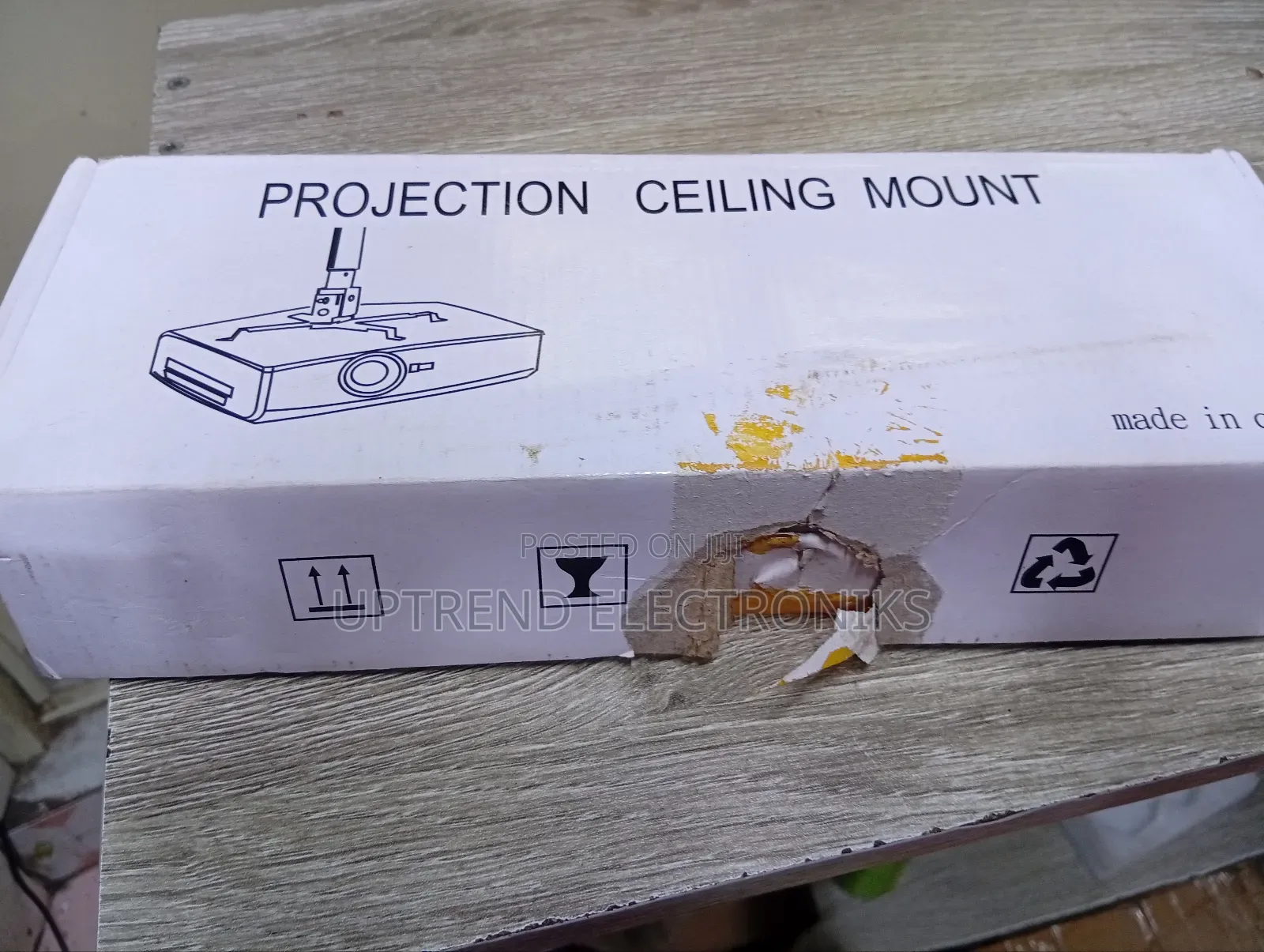 Elite Projector Mount – Perfect Angles, Every Time!