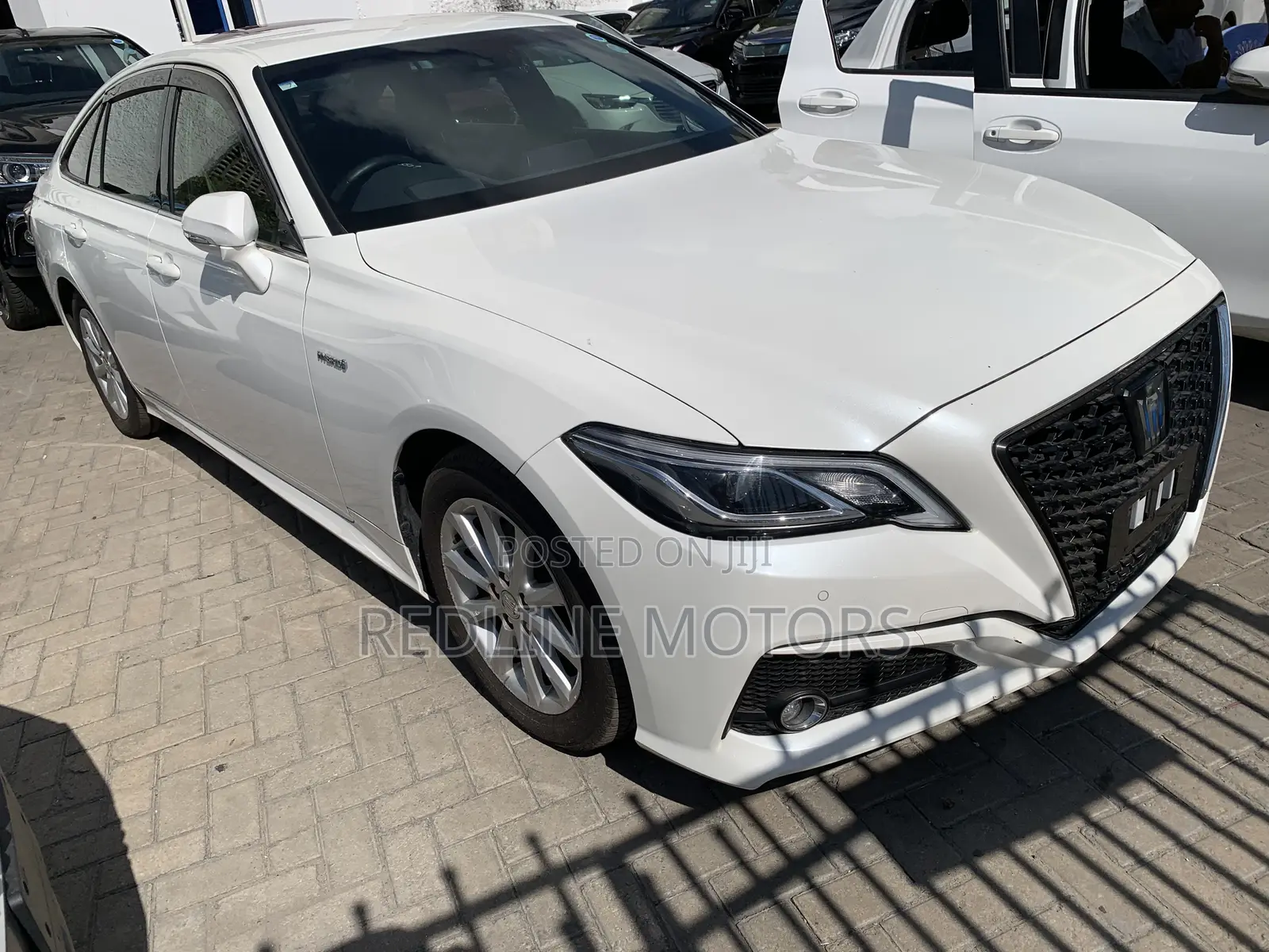 Toyota Crown 2018 White
