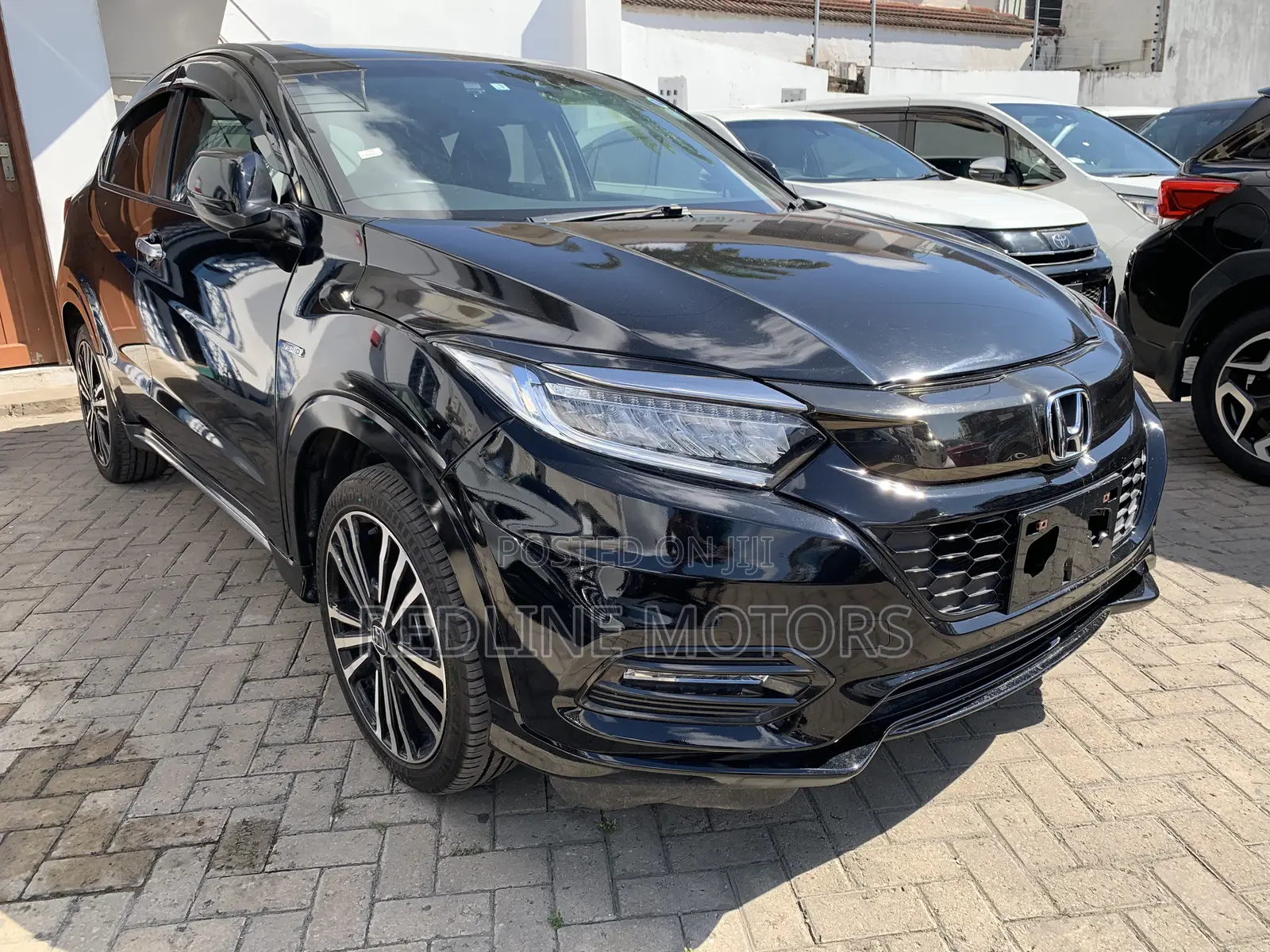 Honda Vezel 1.5 Hybrid 4WD 2018 Black