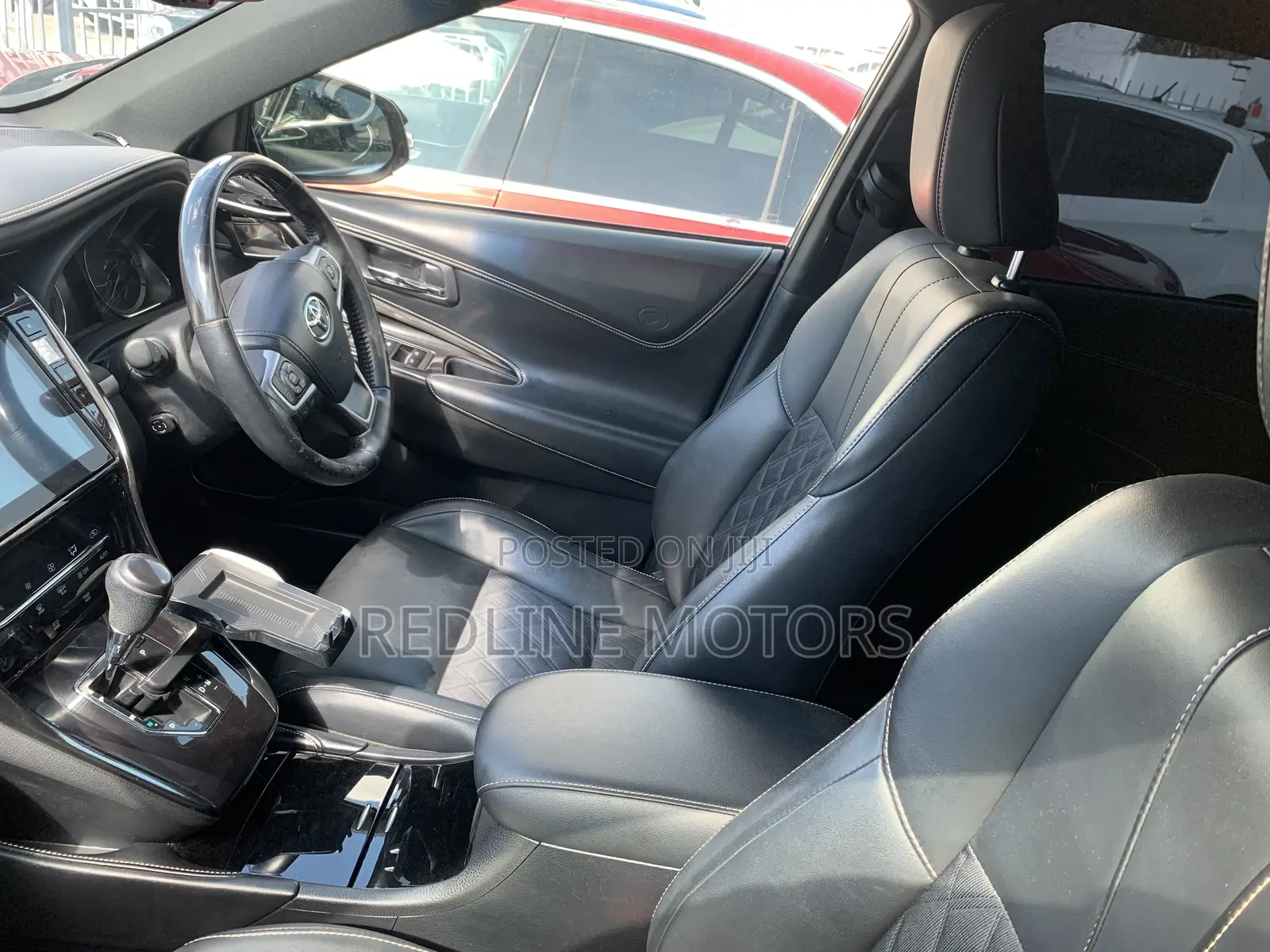 Toyota Harrier 2.0 4WD 2018 Black