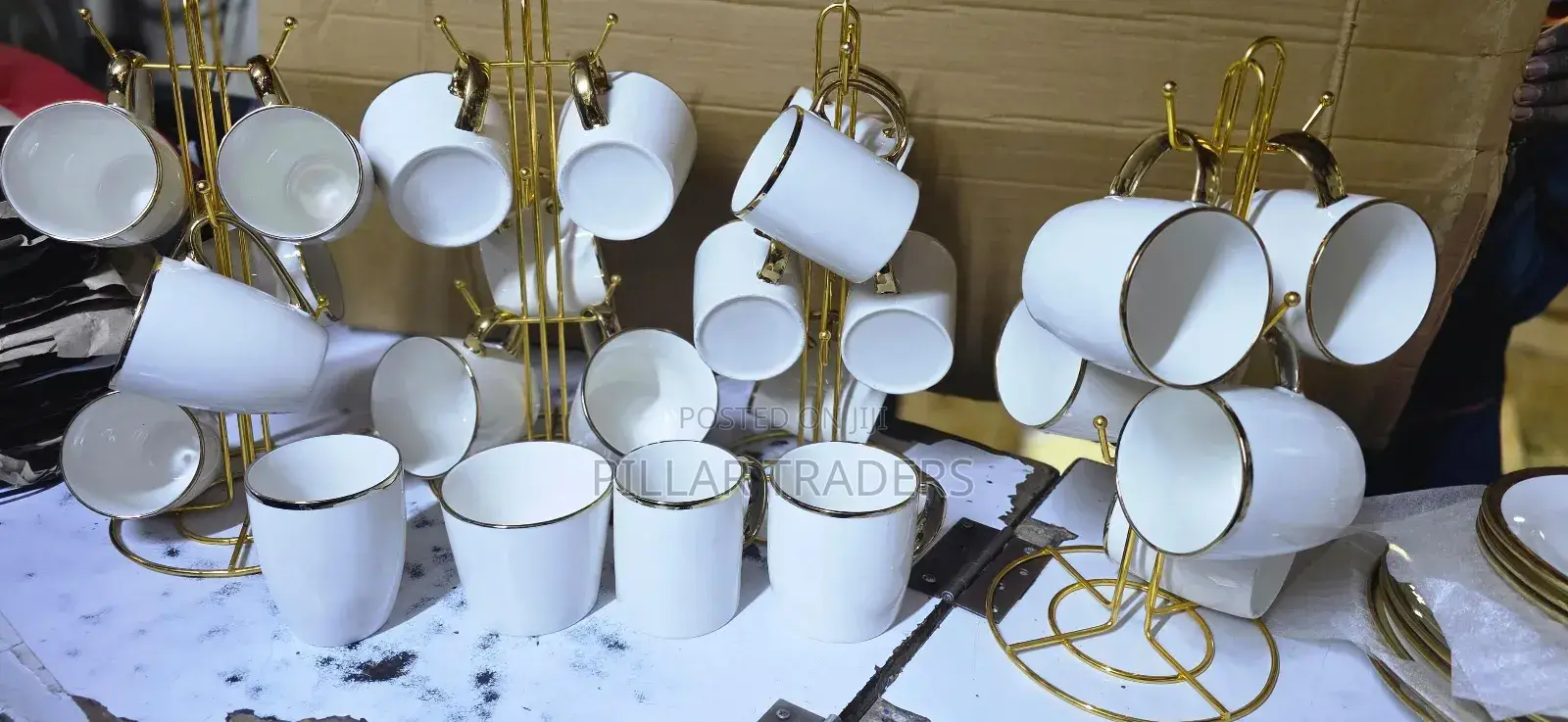 Golden Mugs Set