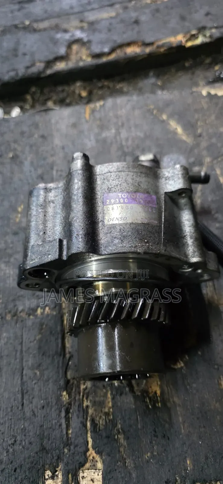 Toyota Hilux Vigo Vacuum Pumps Ex-Japan