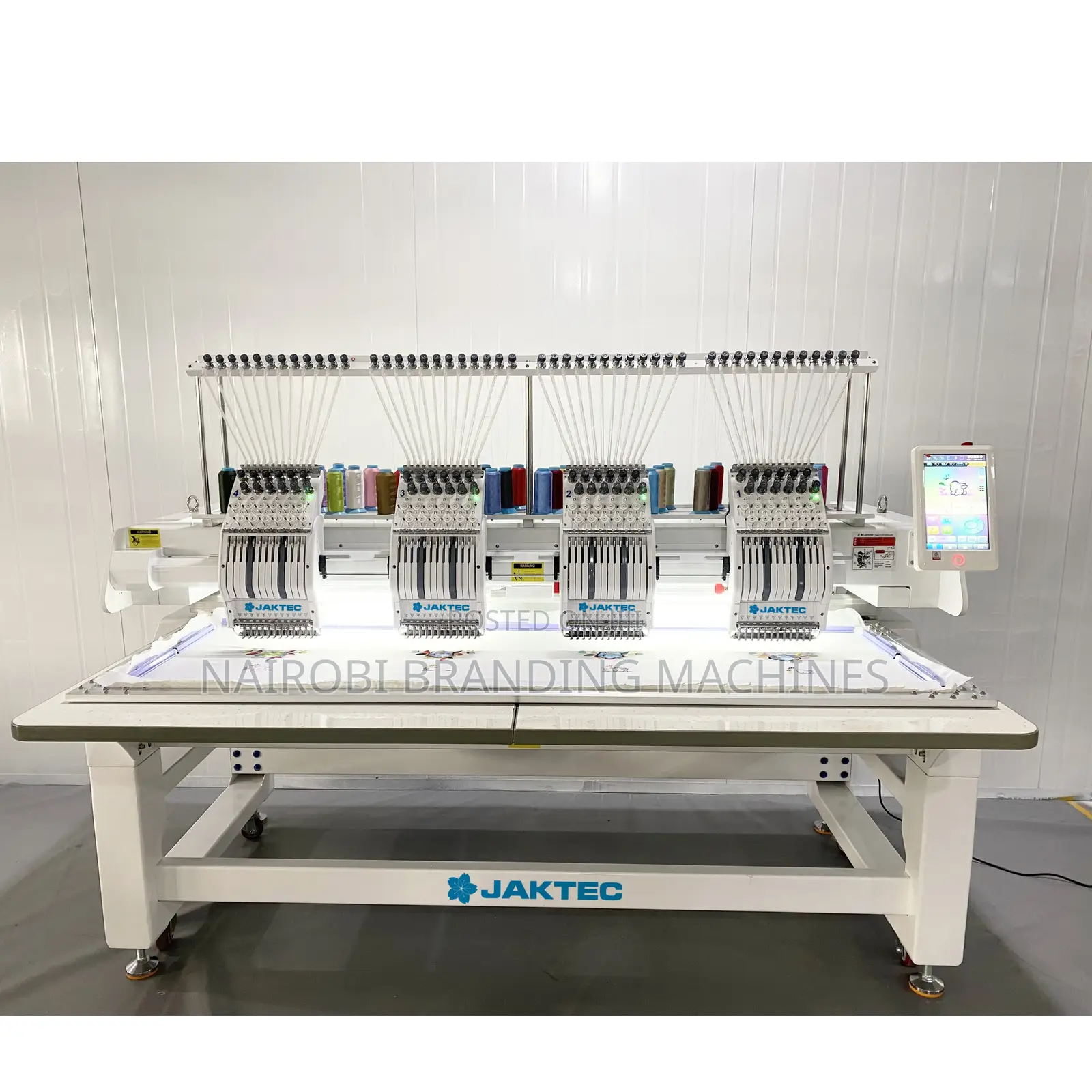 Easy to Operate 9/12/15 Needles 4 Heads Automatic Embroidery Machine