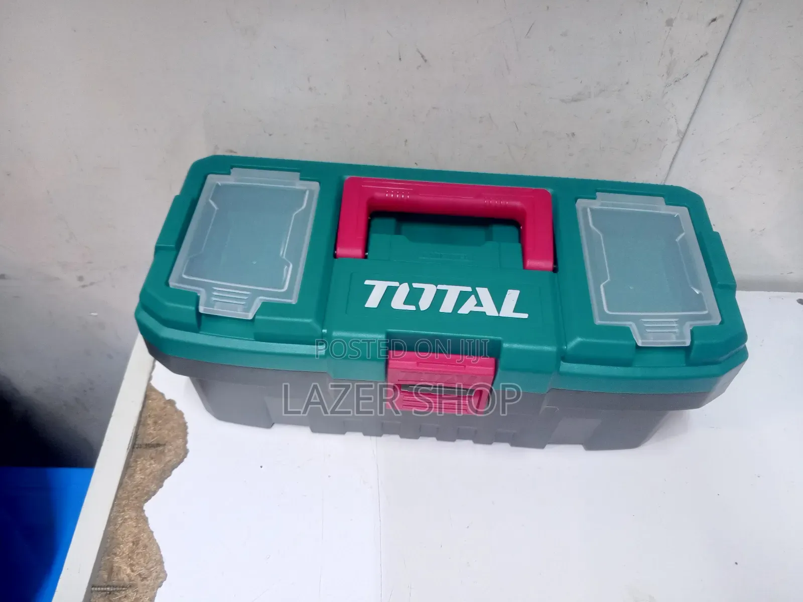 14" Tools Toolbox