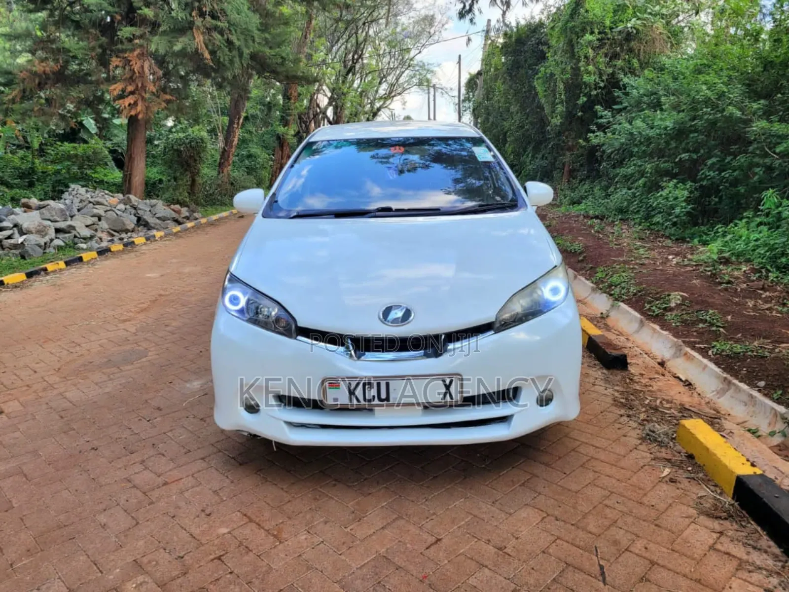 Toyota Wish 2013 White