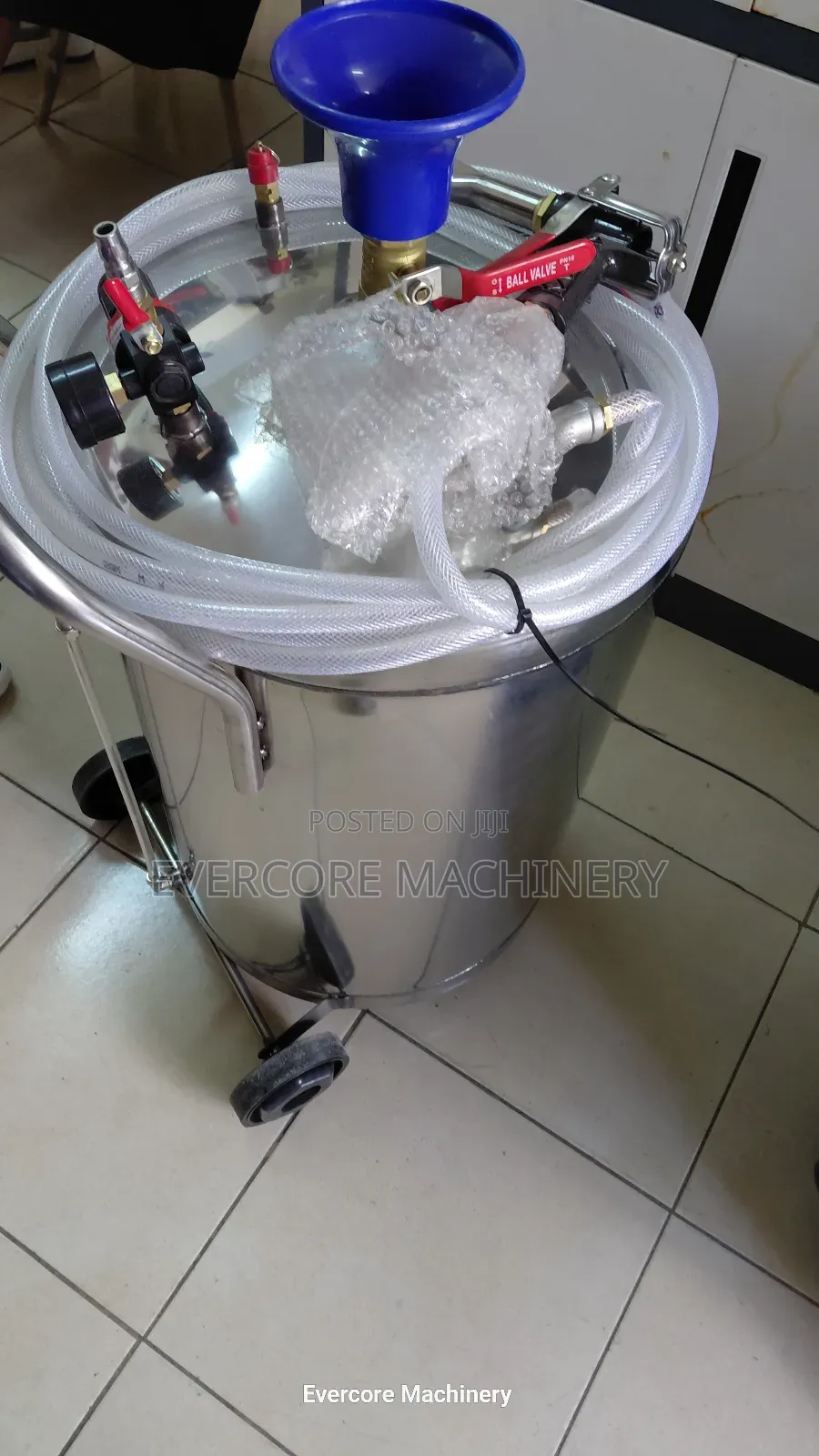 Commercial Wet and Dry Soap Dispenser Machine 80litres Capacity