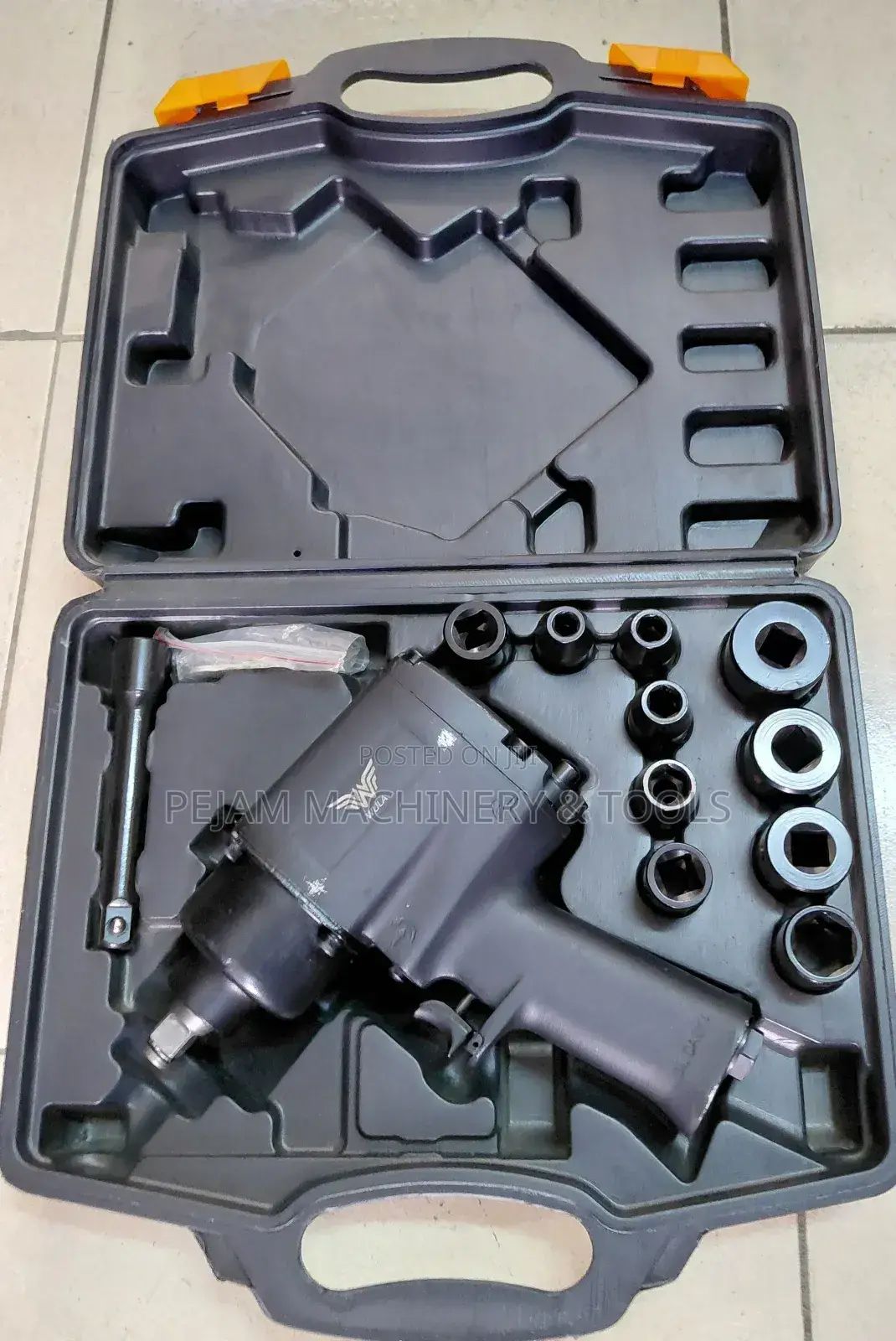Pneumatic Air Impact Wrench 1/2" Complete Kit